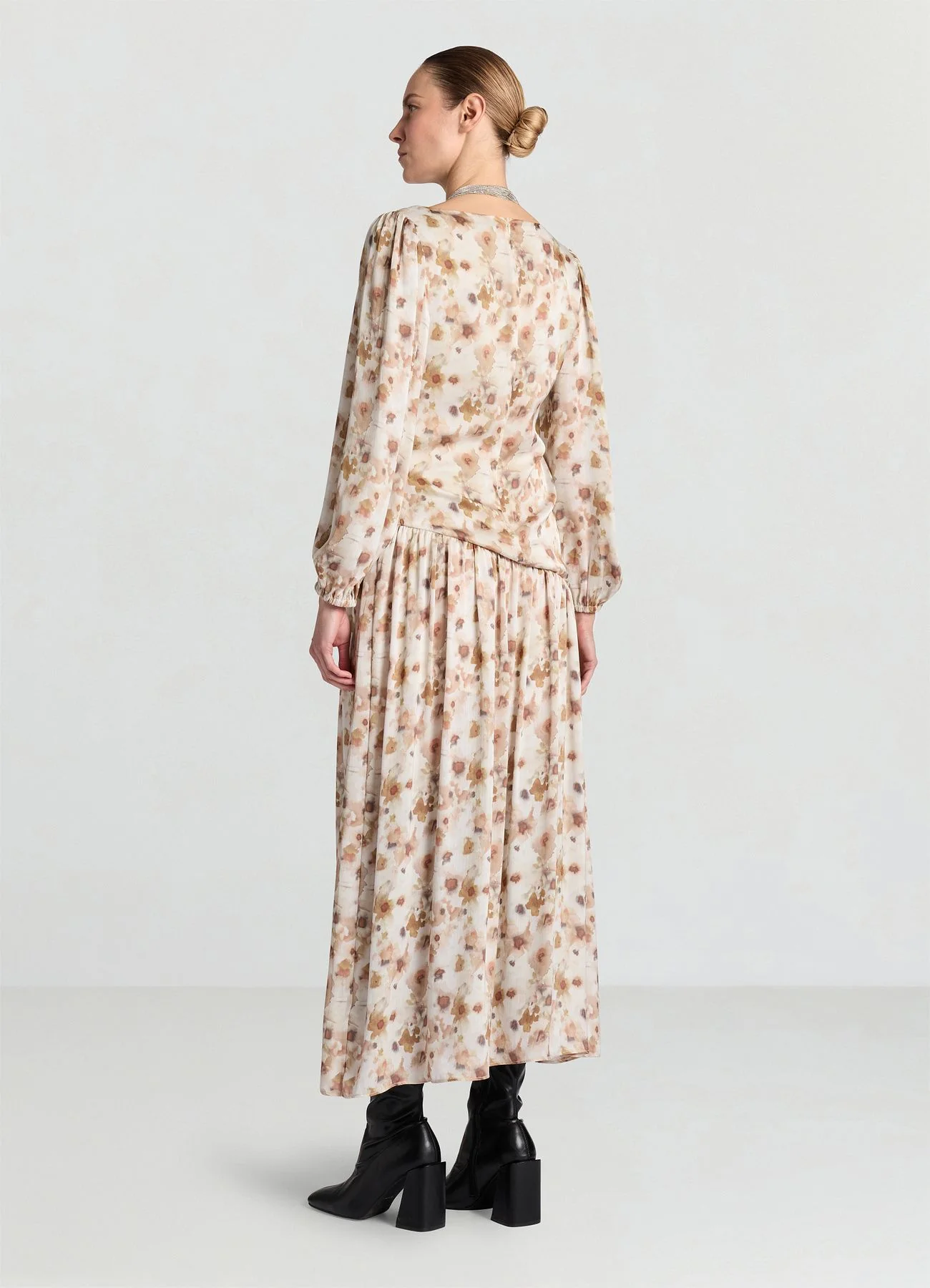 Abito arabia similsatin con stampa fiori