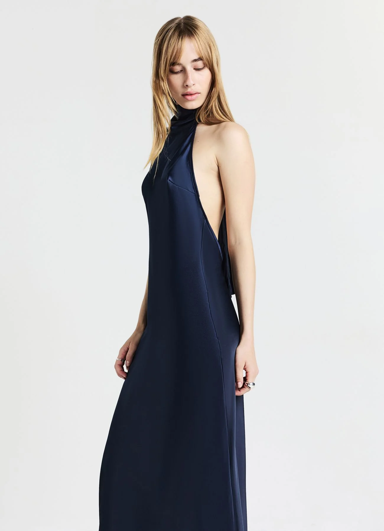 Abito halterneck simil satin