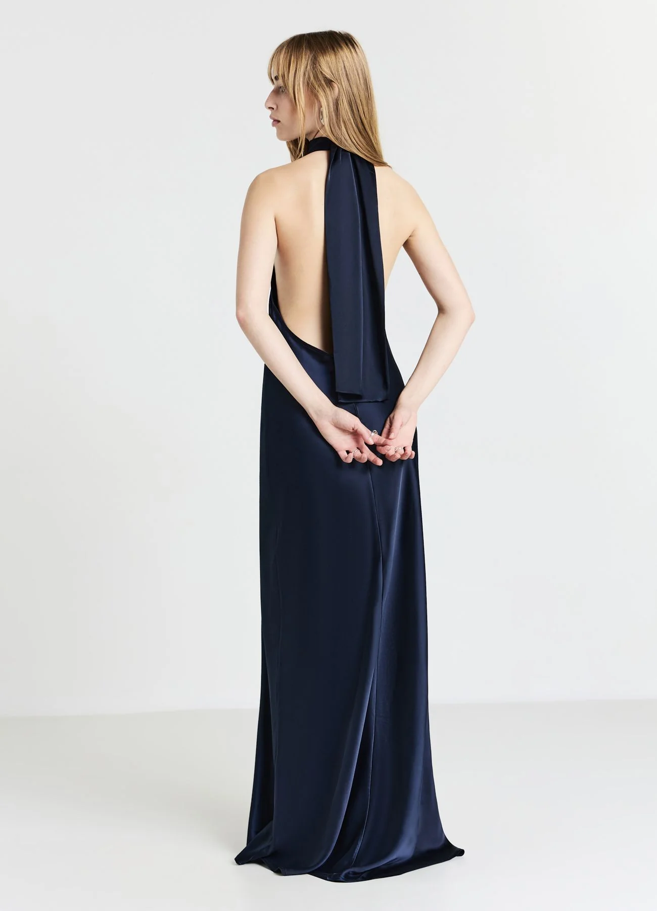 Abito halterneck simil satin - Image 3