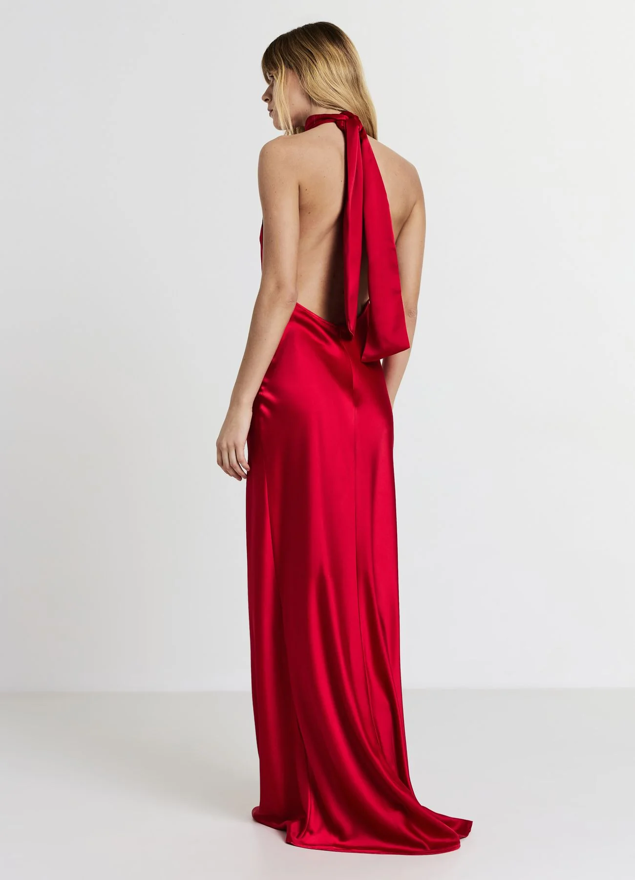 Abito lungo halterneck simil satin