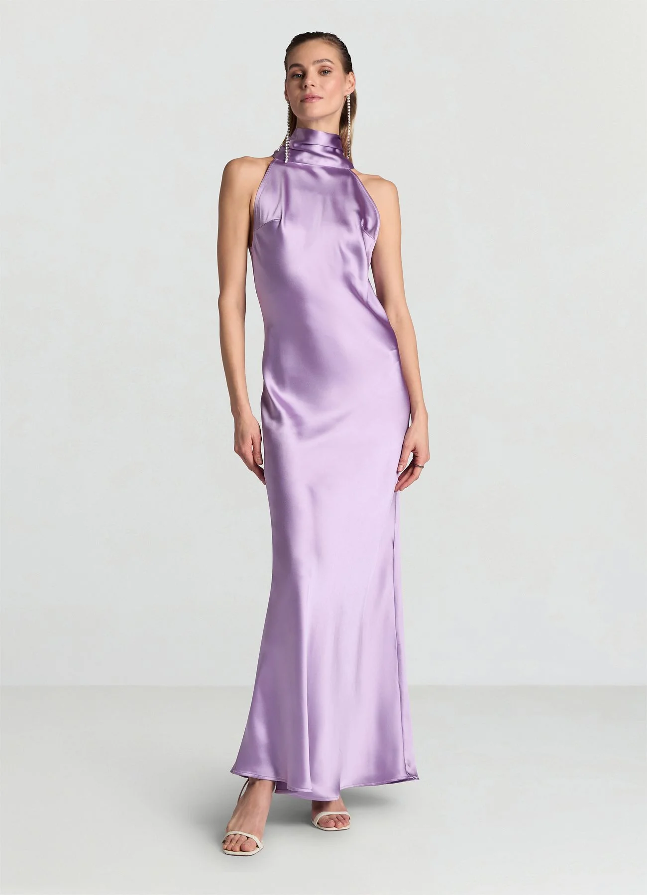 Abito lungo similsatin con collo all’americana - Image 3