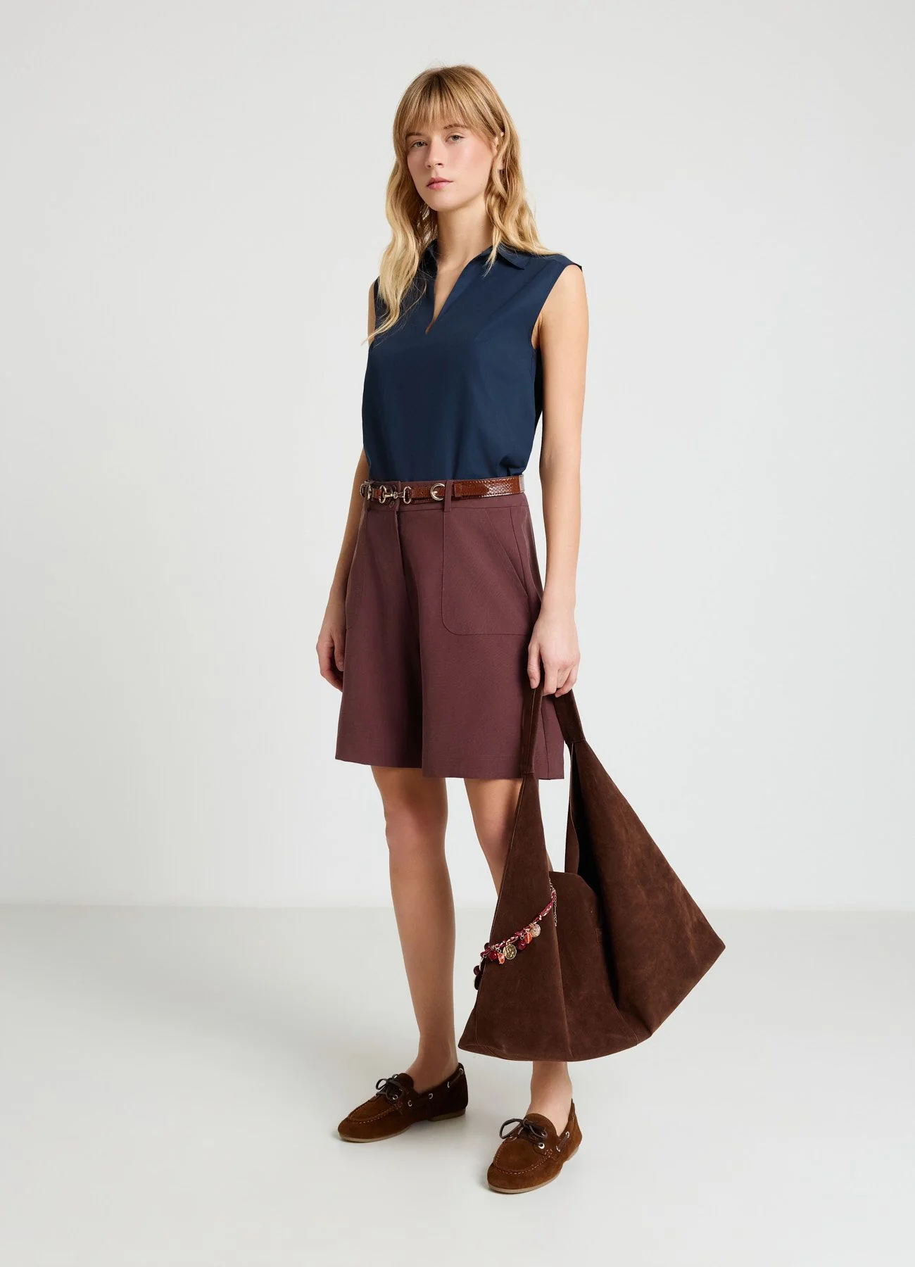 Bermuda con tasche applicate - Image 3