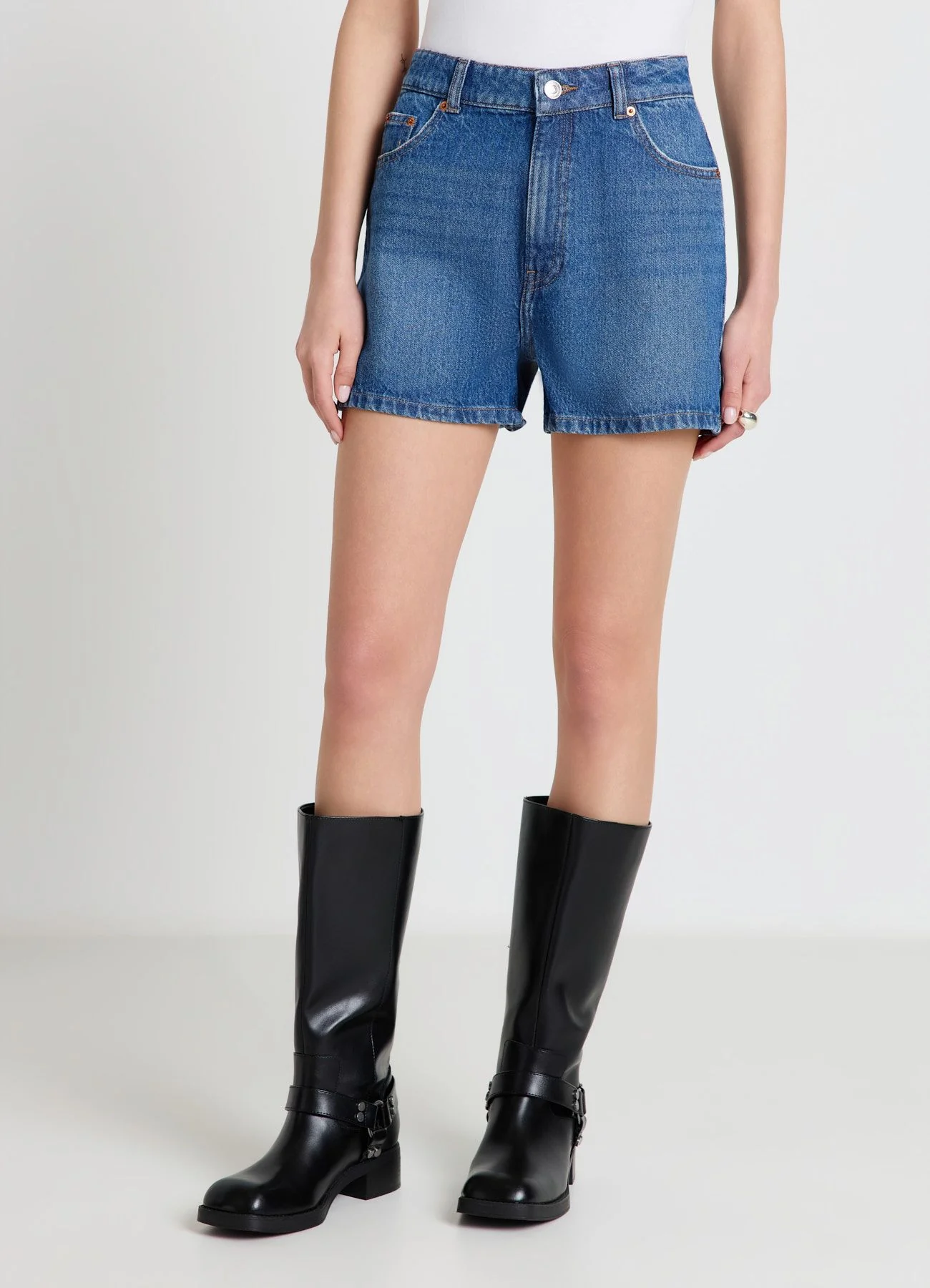 Bermuda in denim a vita alta - Image 3