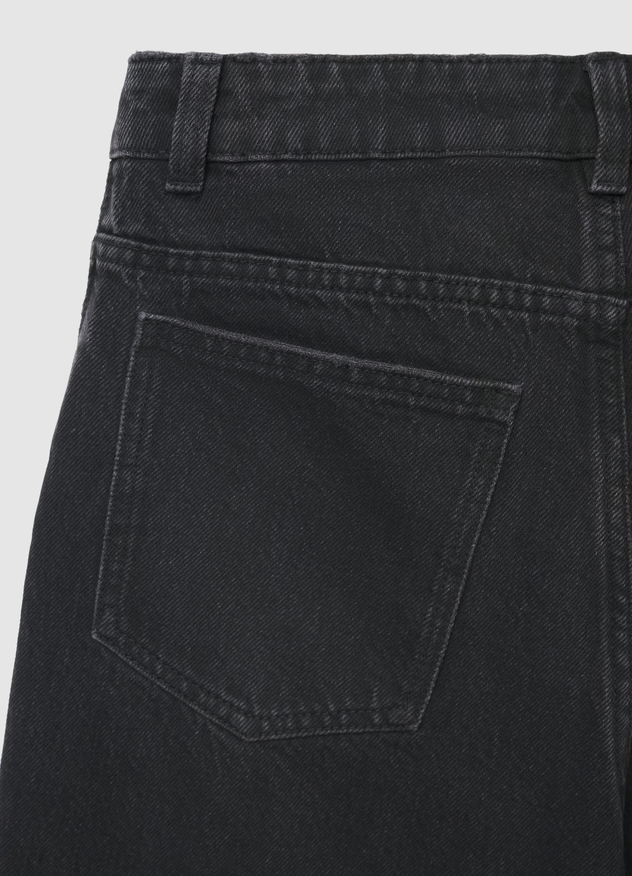 Bermuda jeans con orlo sfrangiato - Image 5