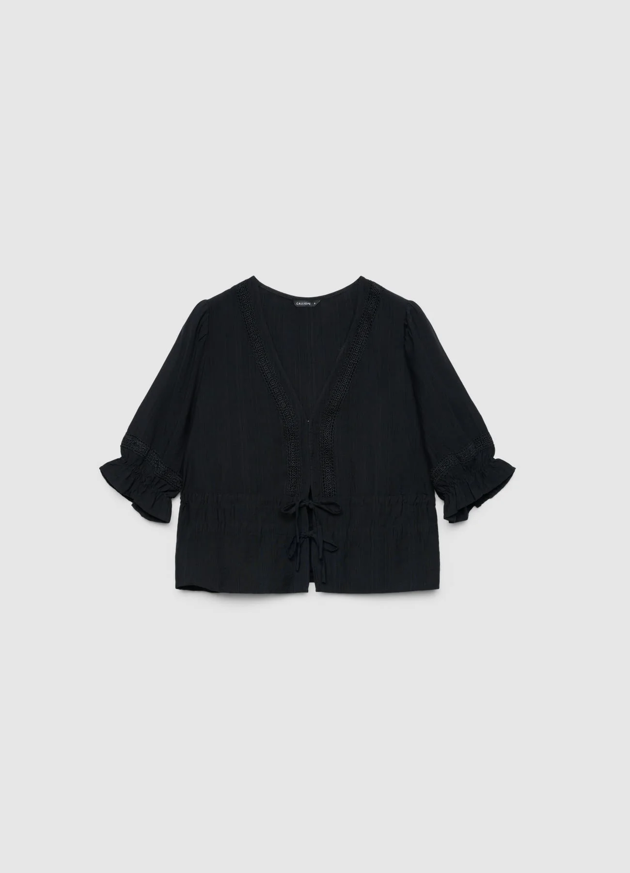 Blusa ajour con scollo a v e laccetti - Image 4