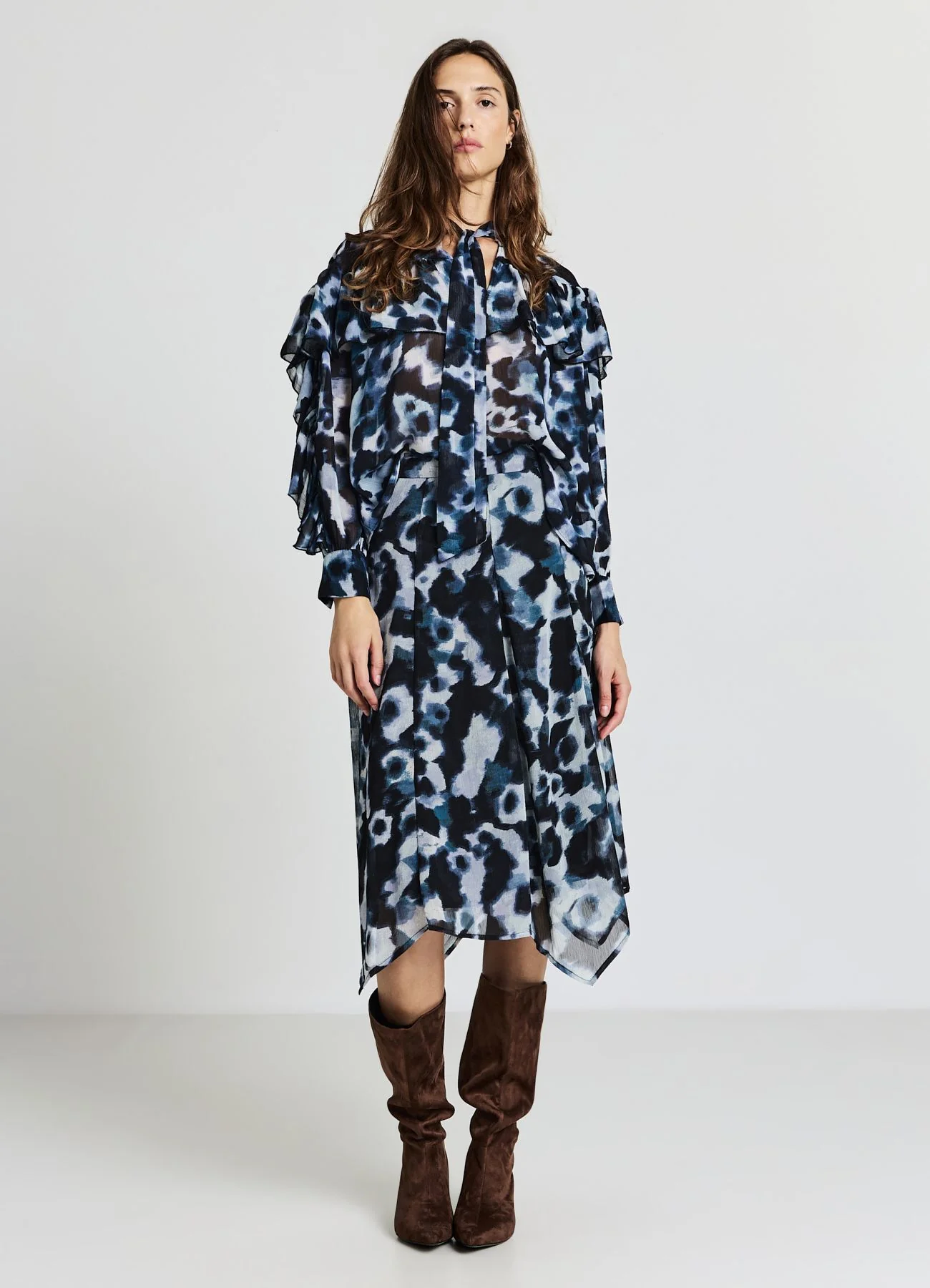 Blusa con fiocco e volant - Image 2