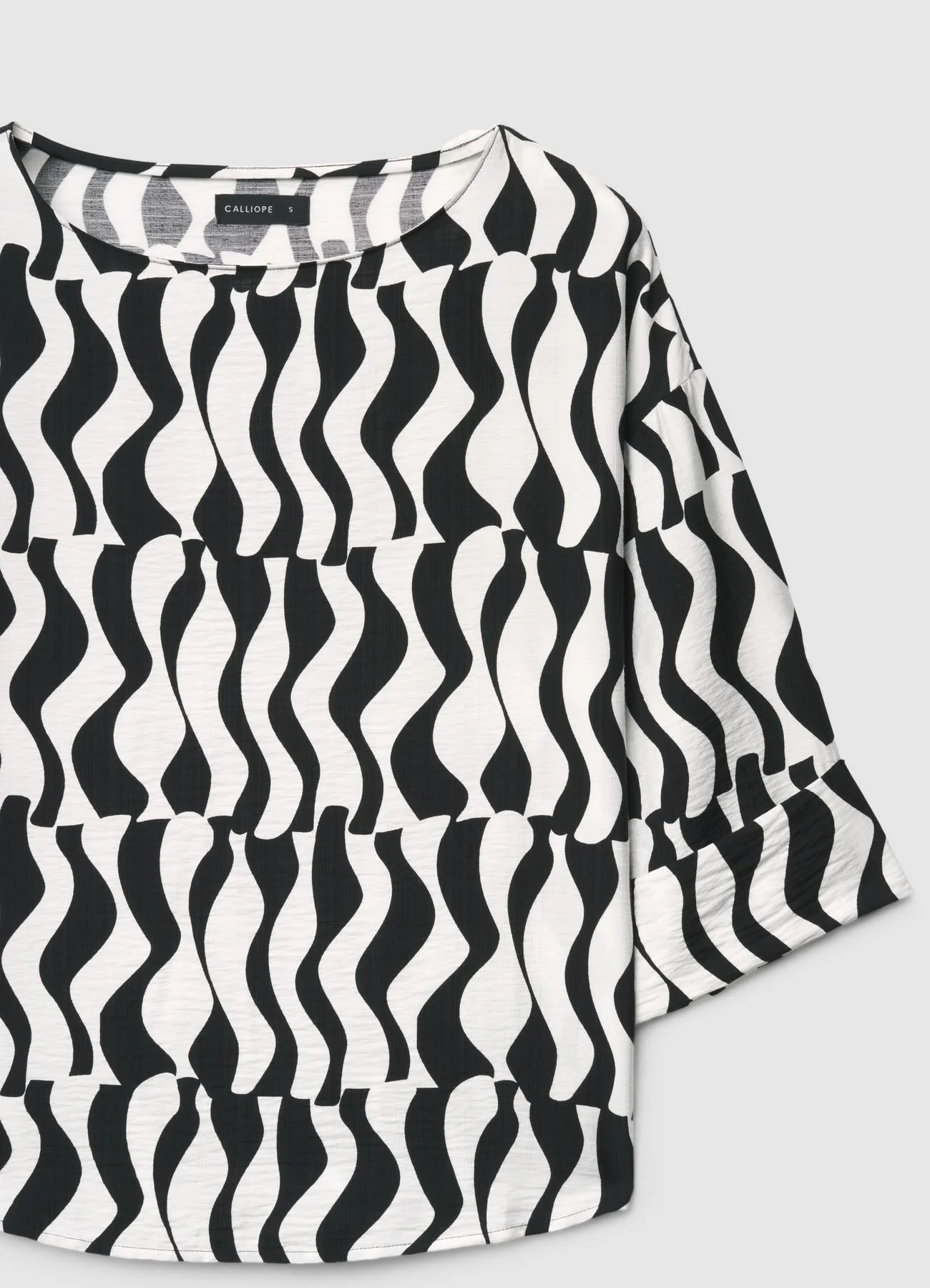 Blusa con maniche tre quarti stampa geometrica - Image 6
