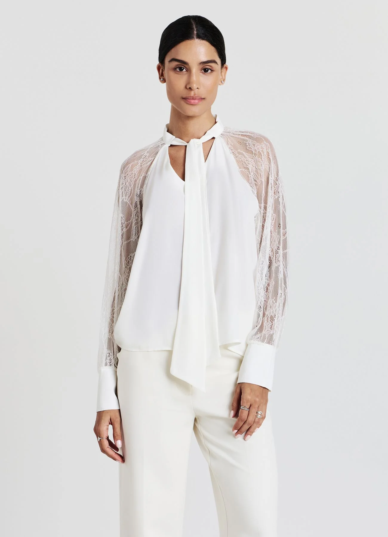 Blusa fiocco maniche pizzo - Image 3