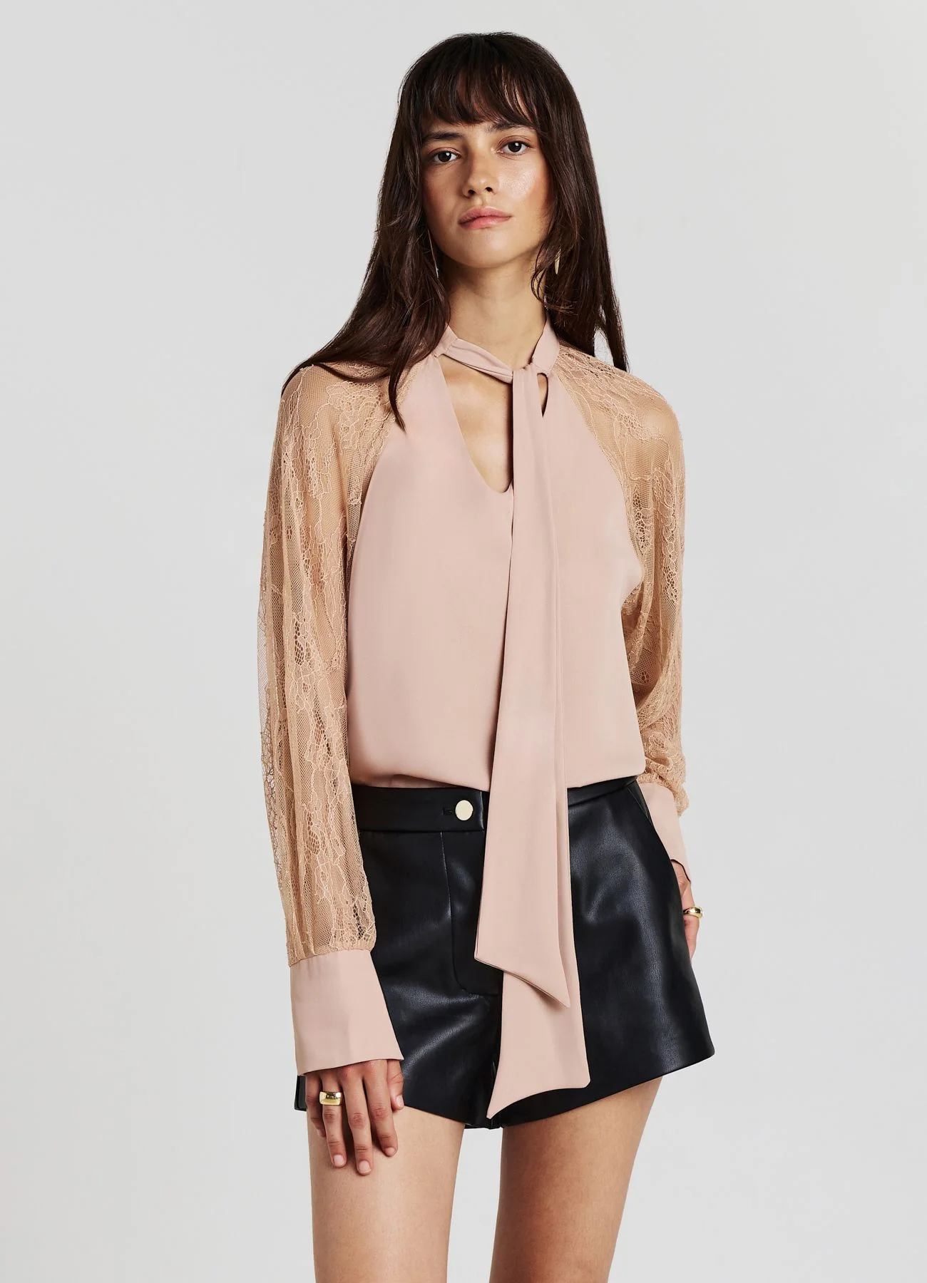 Blusa fiocco maniche pizzo - Image 3
