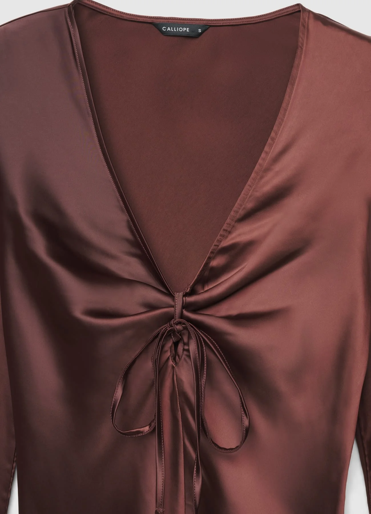 Blusa in similsatin con fiocco - Image 5