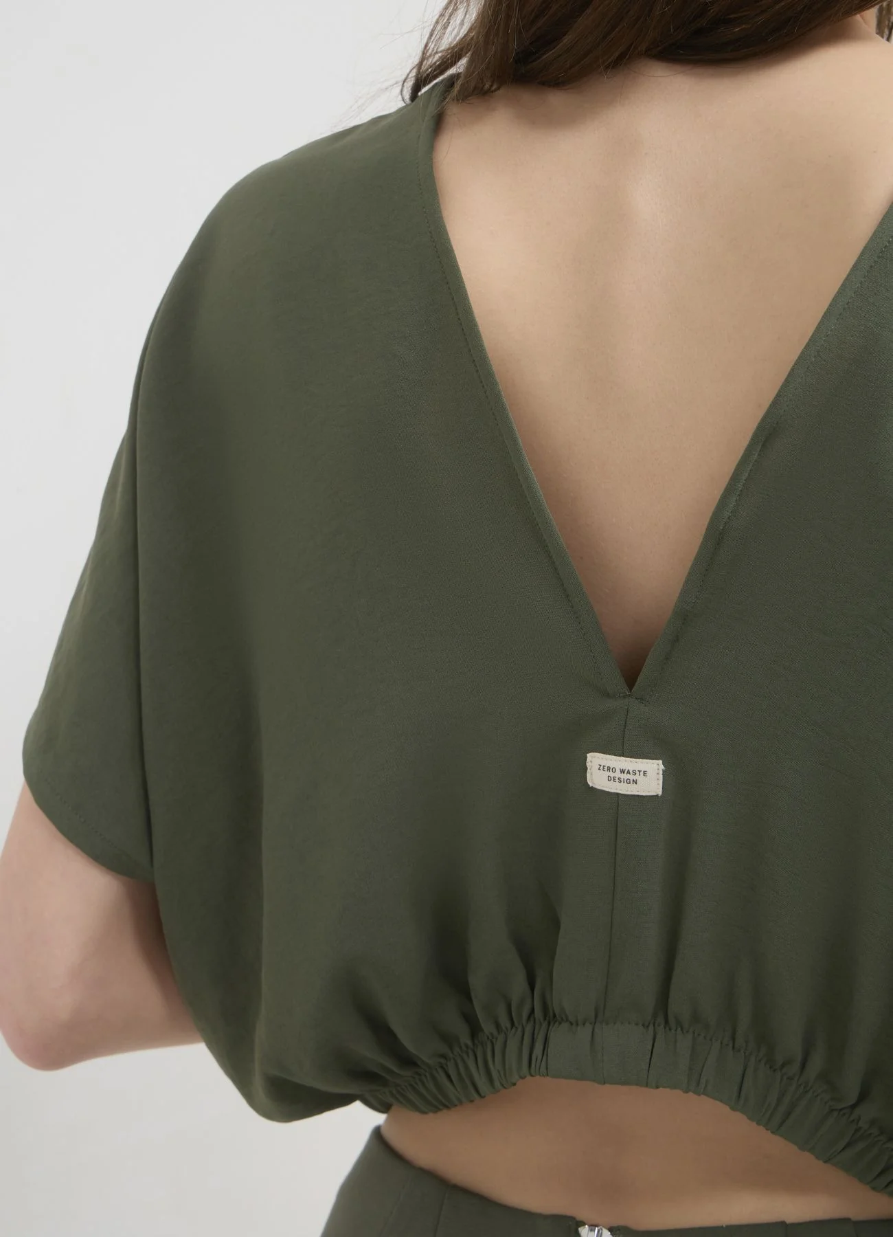 Blusa scollo a v - Image 4