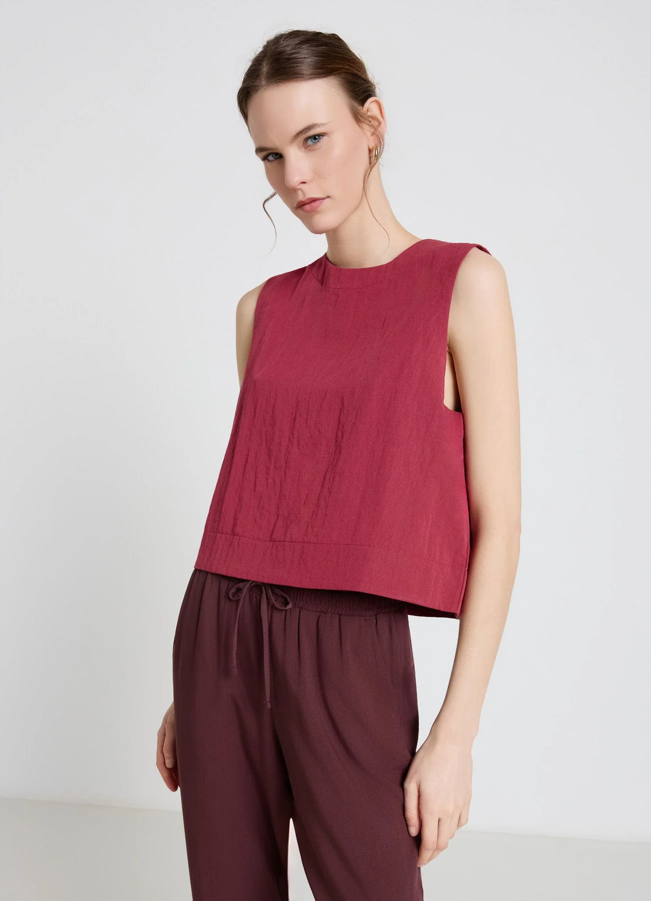 Blusa smanicata a tinta unita - Image 7