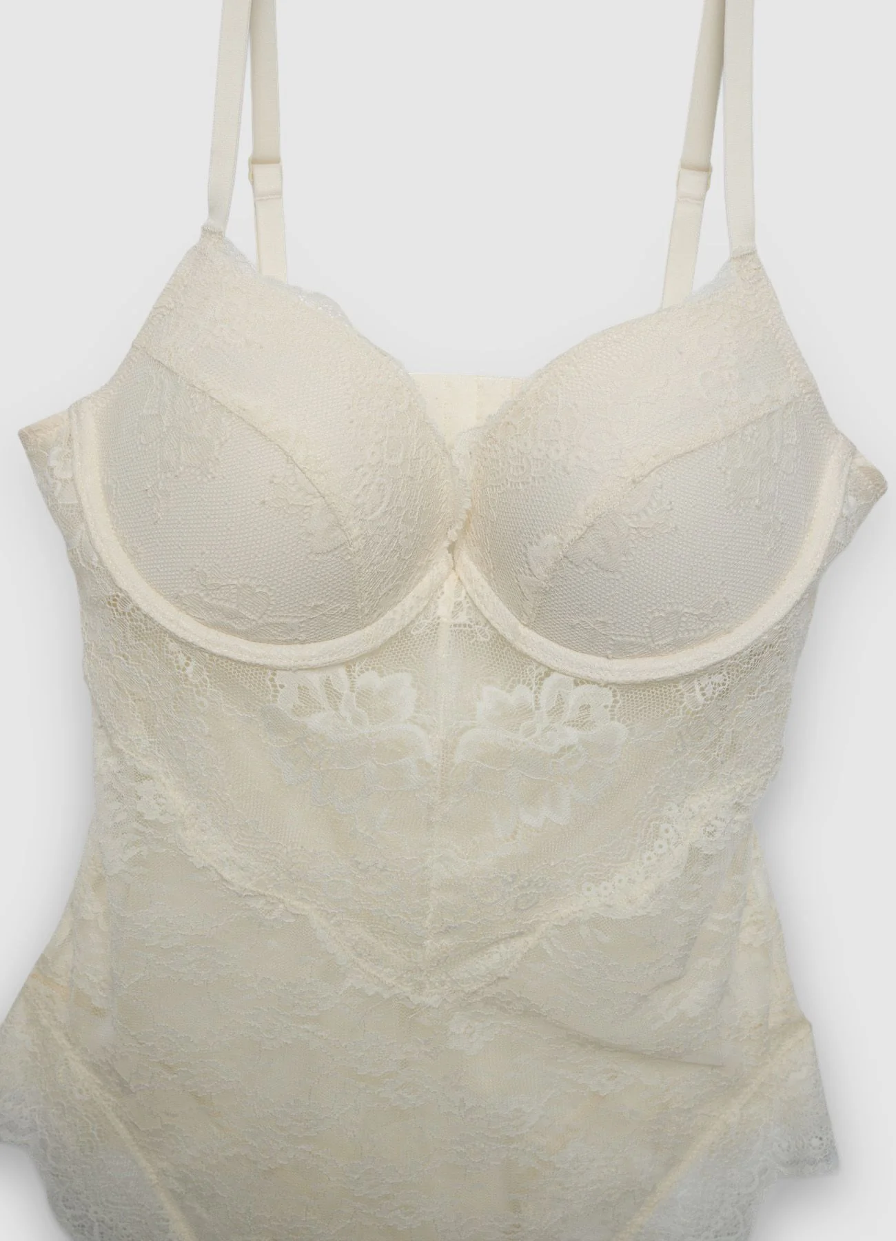 Body in pizzo con coppe imbottite - Image 3