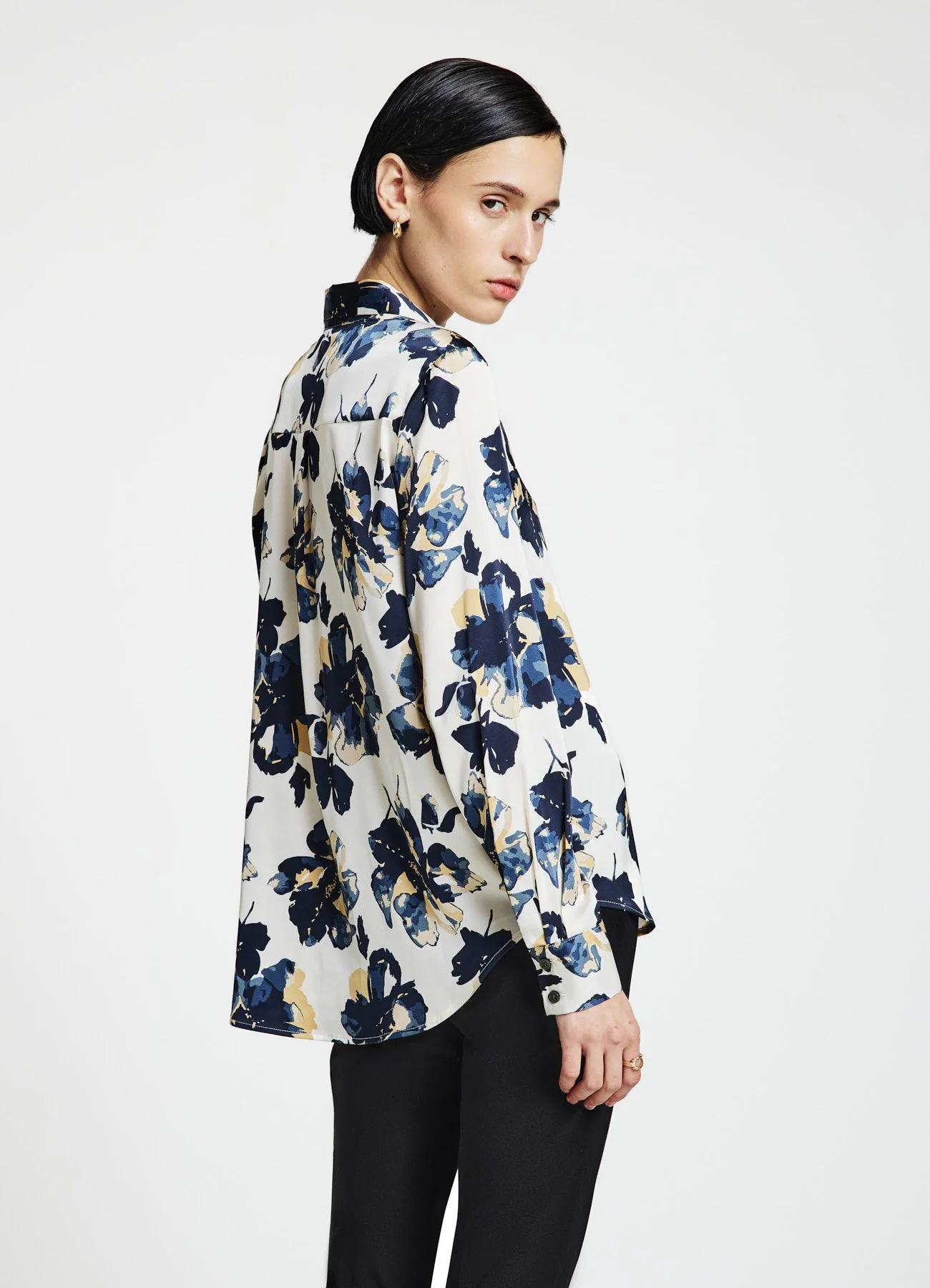 Camicia a fiori similsatin