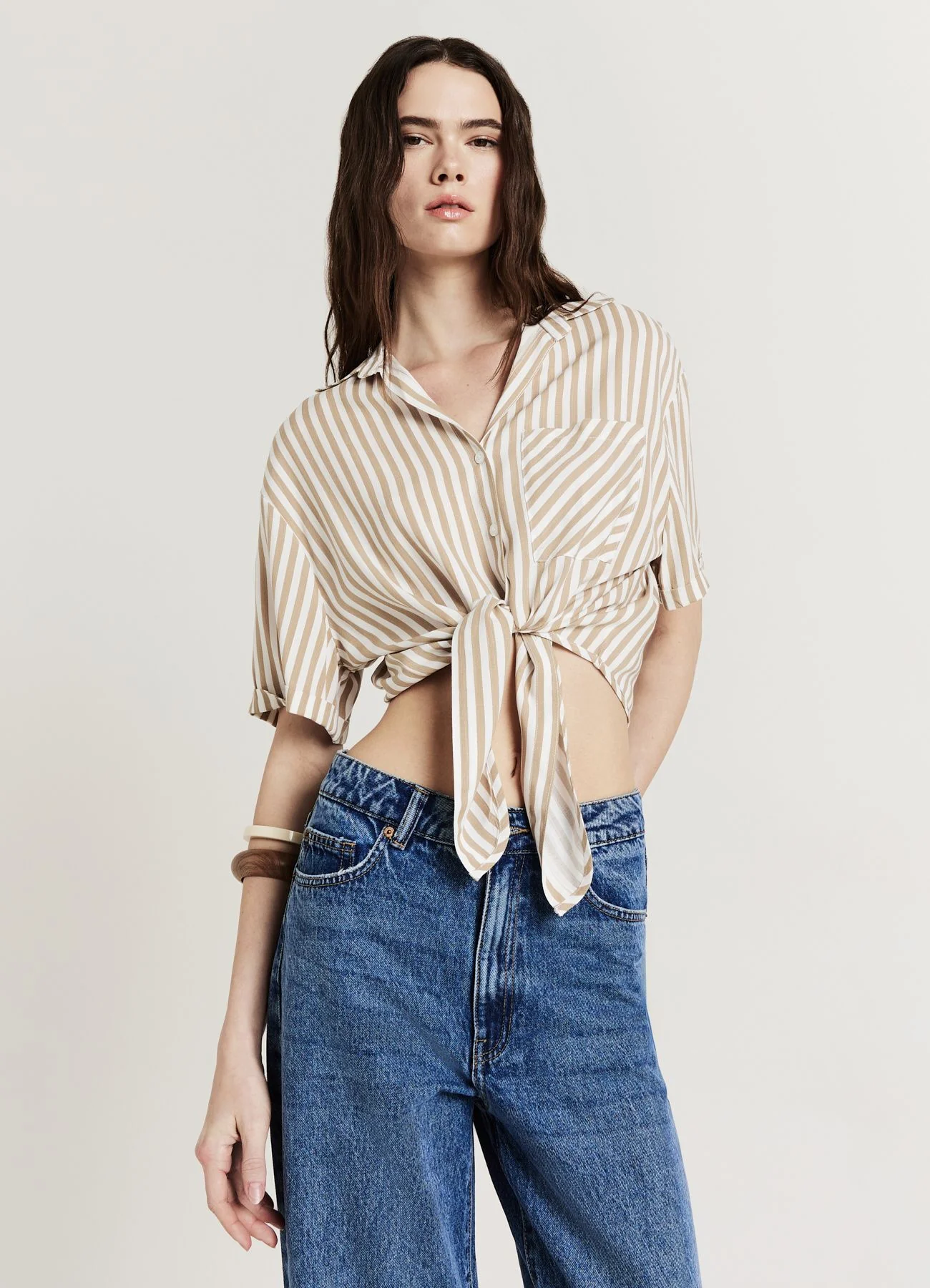 Camicia a righe con nodo - Image 2
