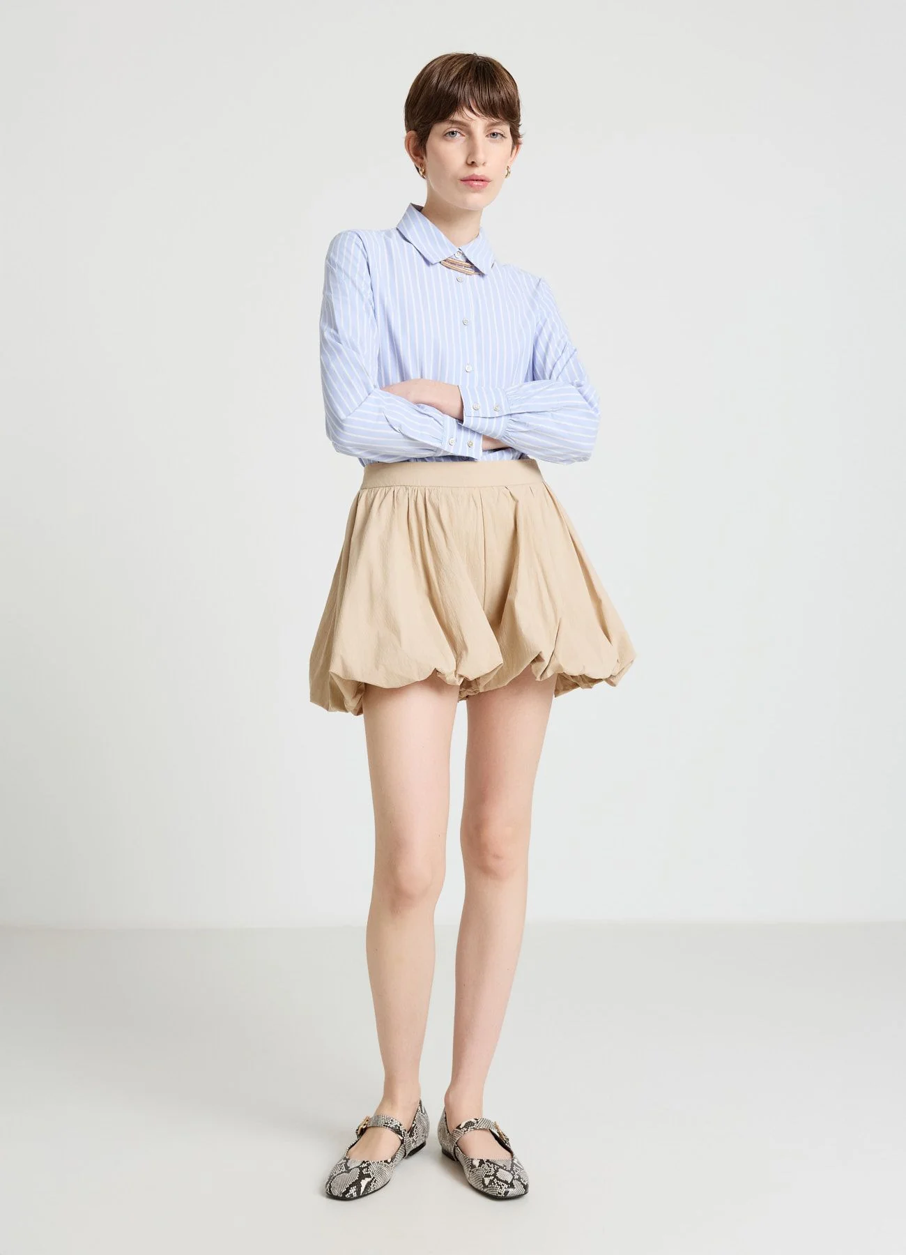 Camicia a righe con pinces crop - Image 3