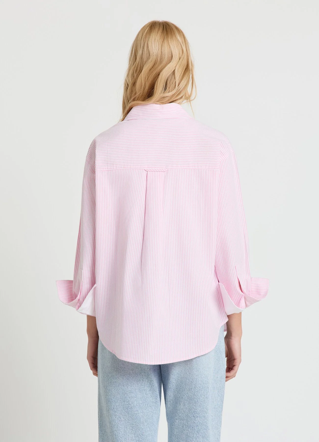 Camicia a righe con scollo a V - Image 3