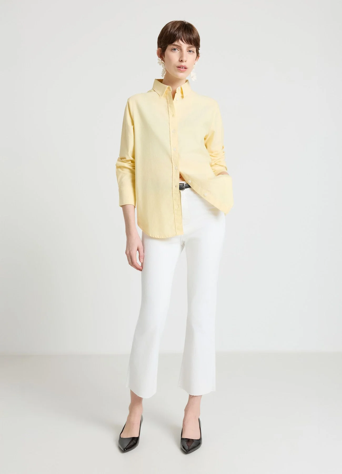 Camicia a tinta unita con colletto classico