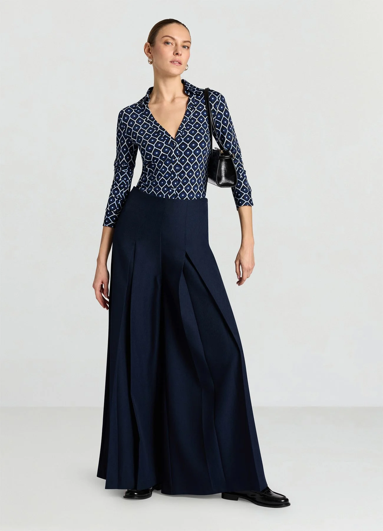 Camicia aderente con stampa geometrica - Image 2