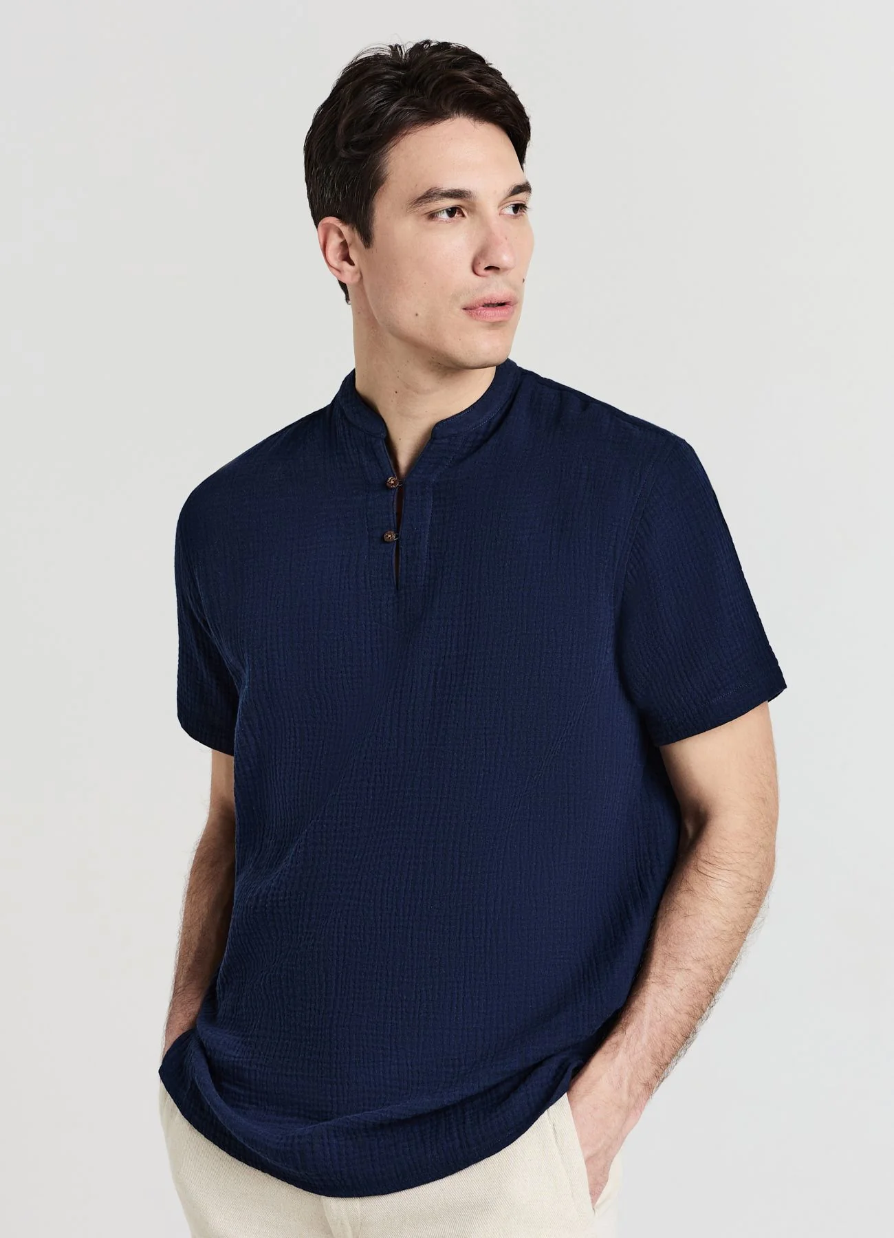 Camicia bottoncini tessuto goffrato - Image 3