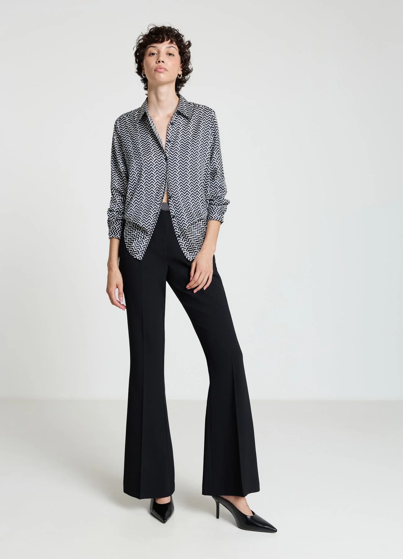 Camicia classica similsatin stampa chevron - Image 2