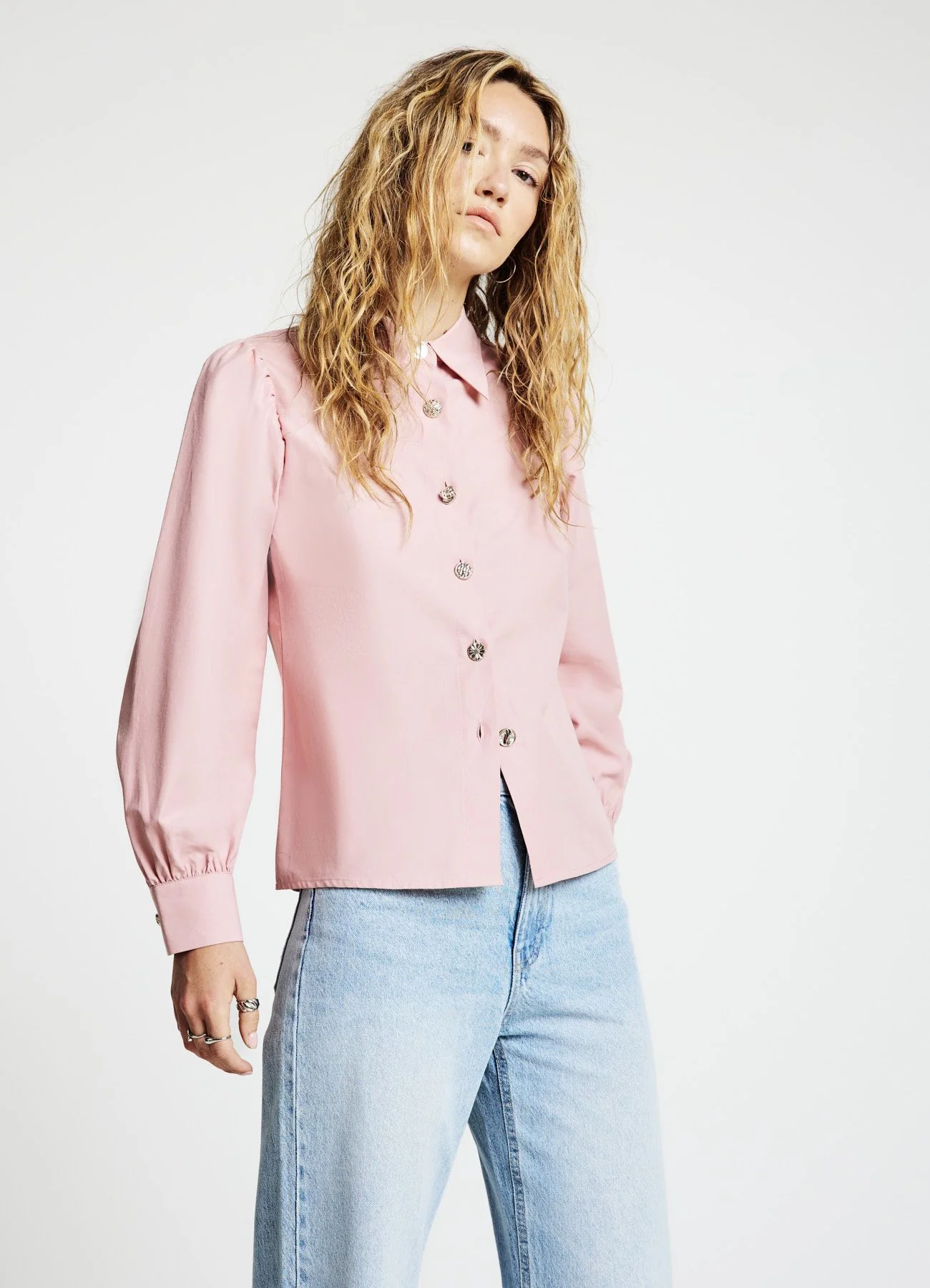 Camicia con bottoni oro