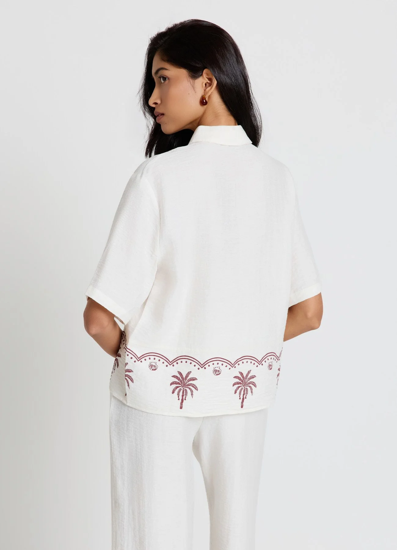 Camicia con stampa palme