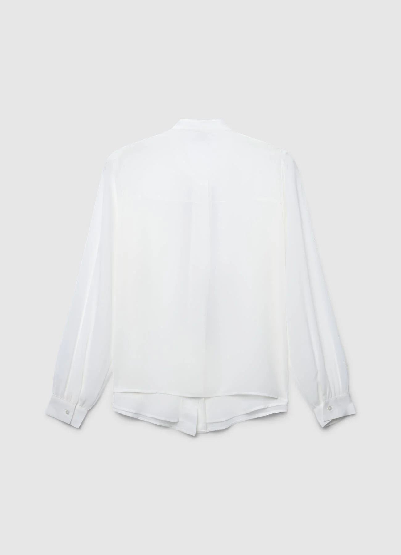 Camicia cravattino con spilla - Image 5