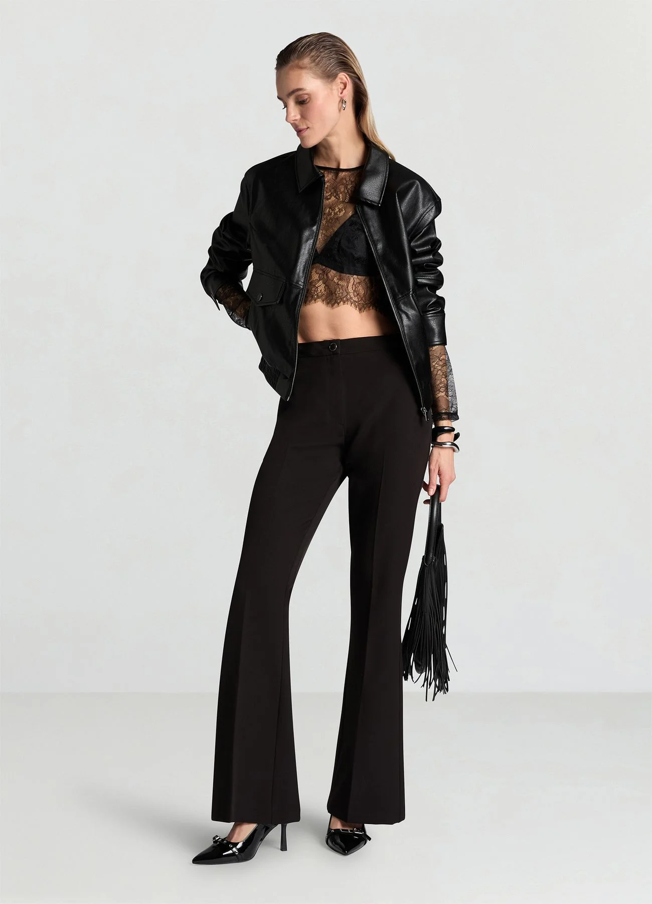 Camicia crop in pizzo con bralette - Image 2