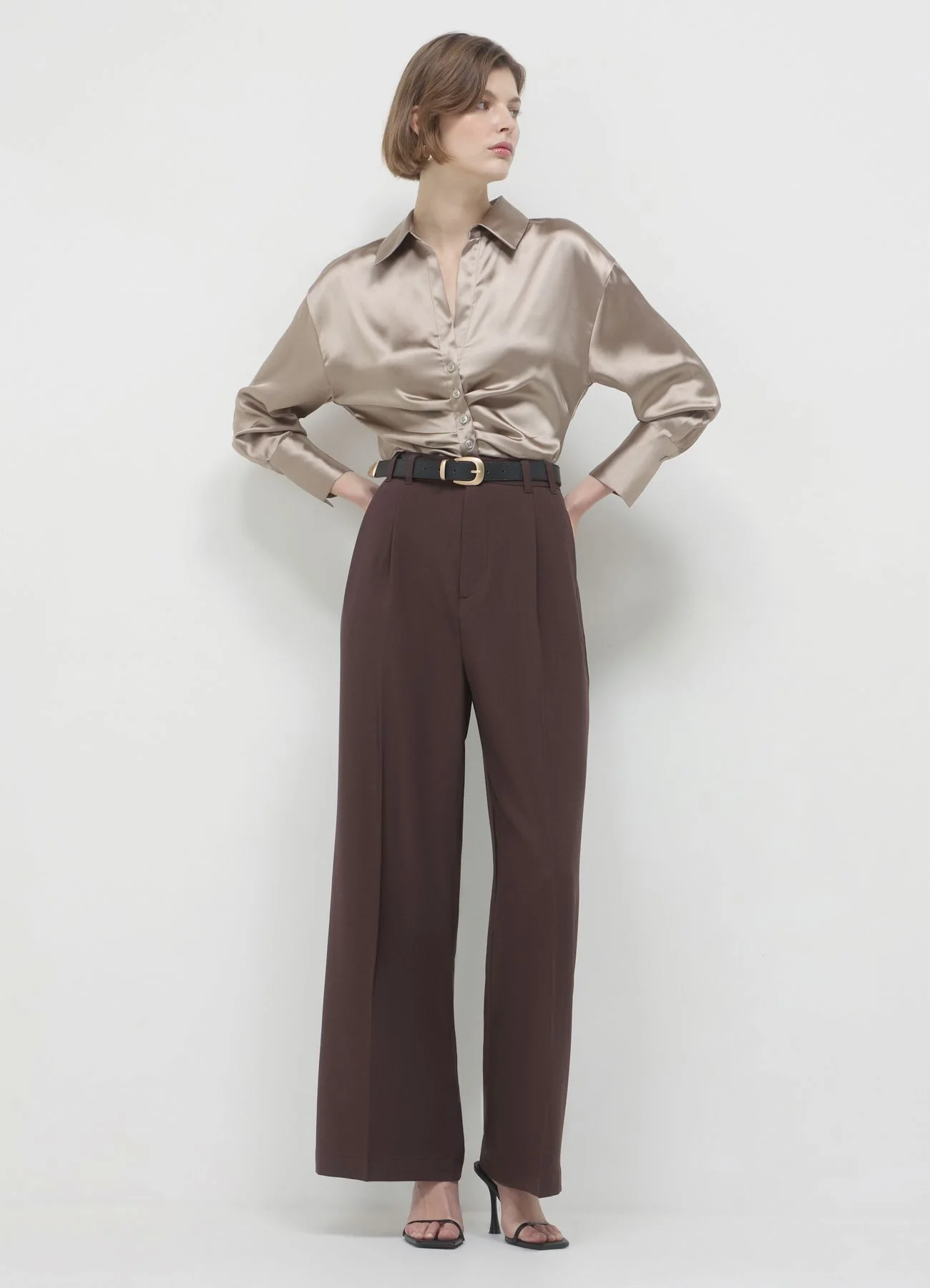 Camicia crop simil satin con arriccio - Image 3