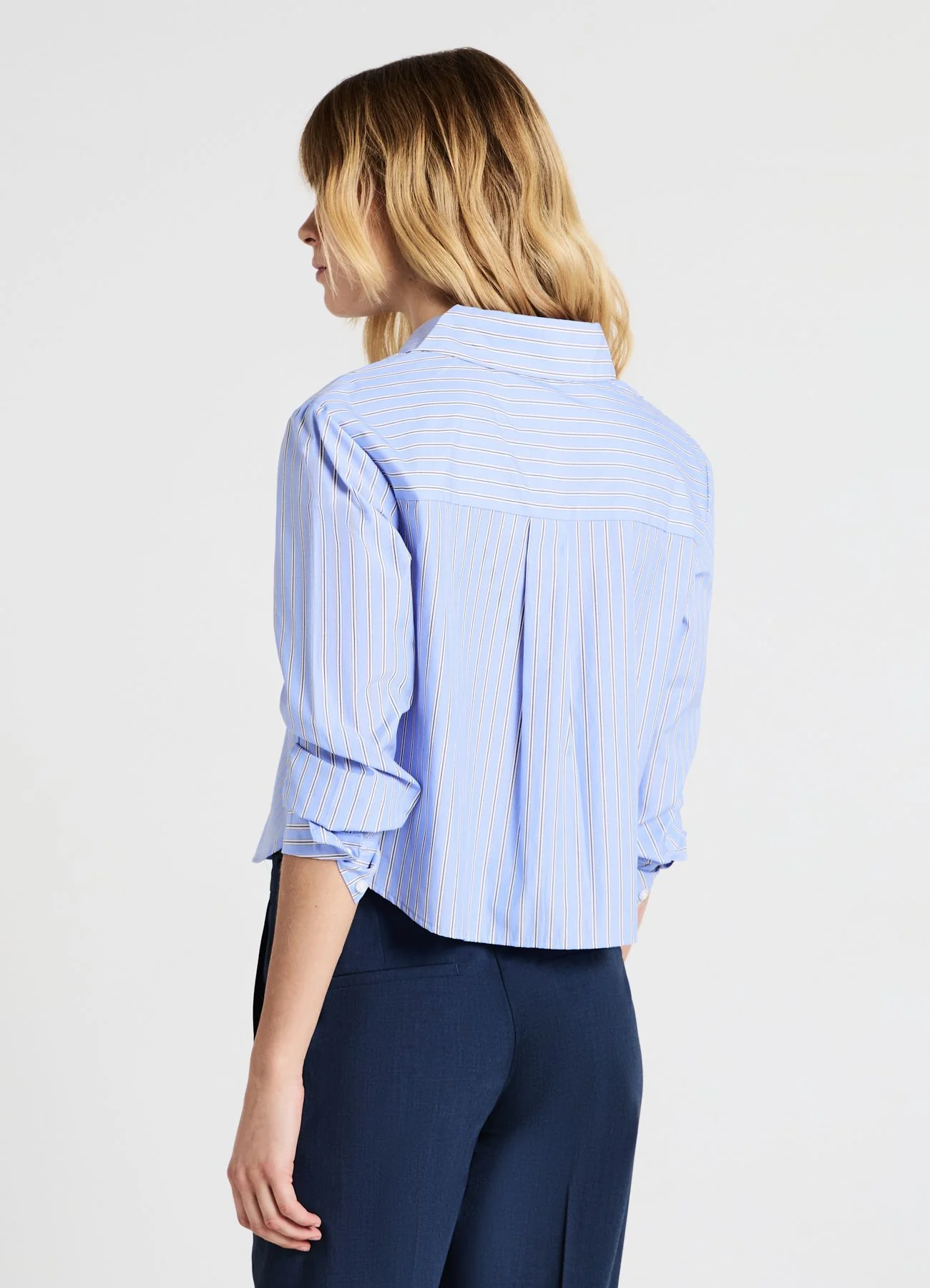 Camicia crop tasche a righe - Image 2