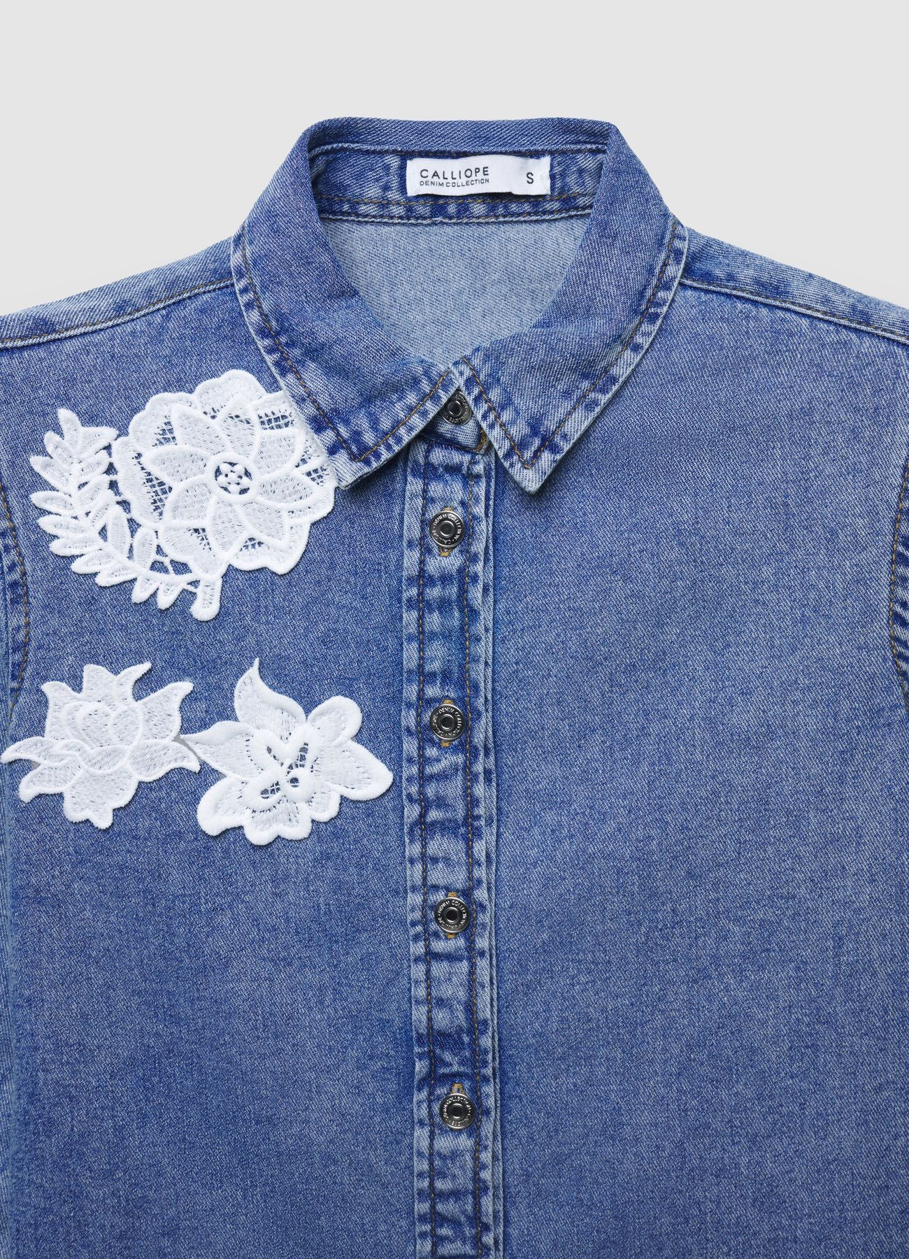 Camicia denim con patch - Image 2