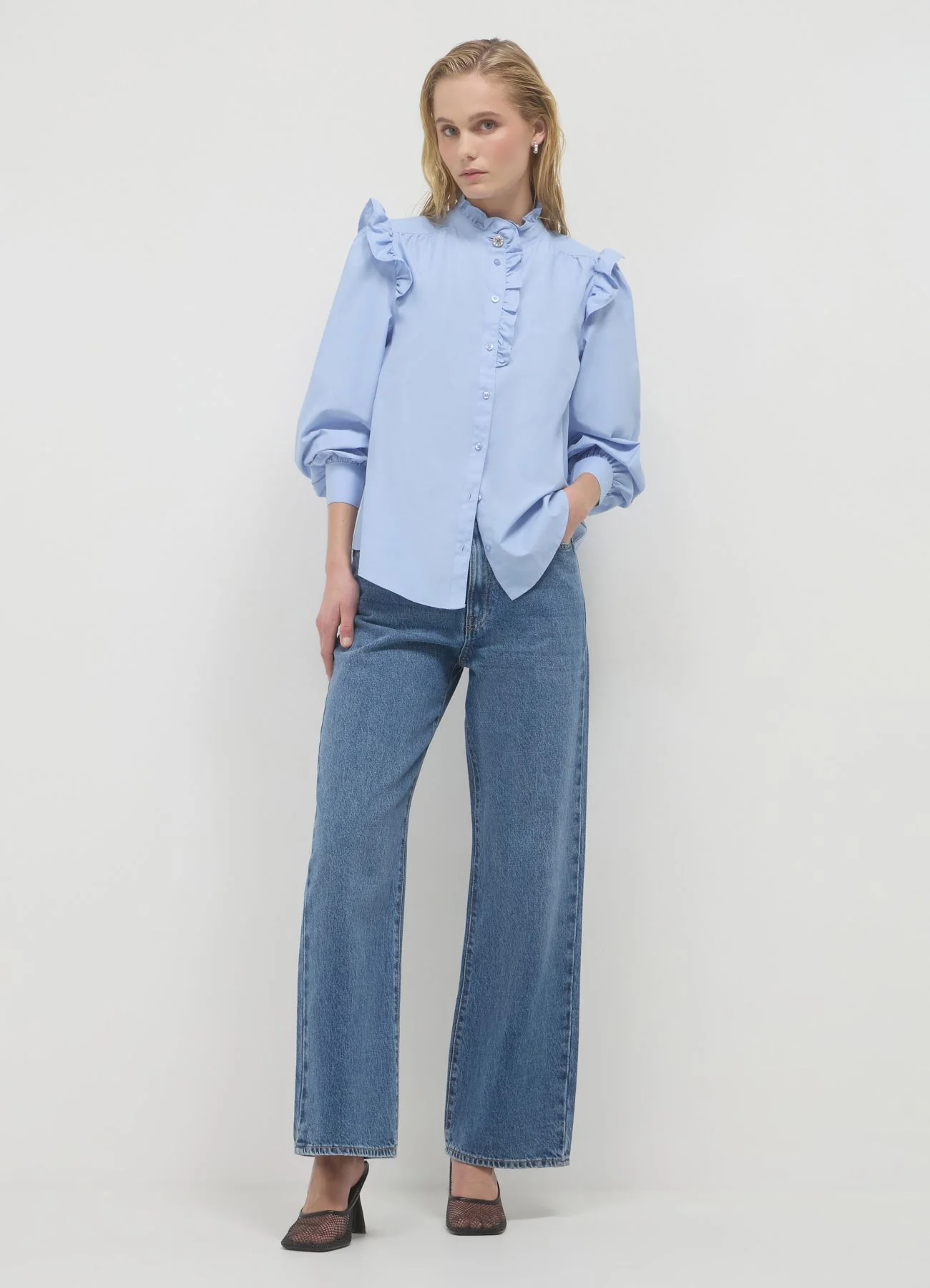 Camicia frill bottone gioiello - Image 4