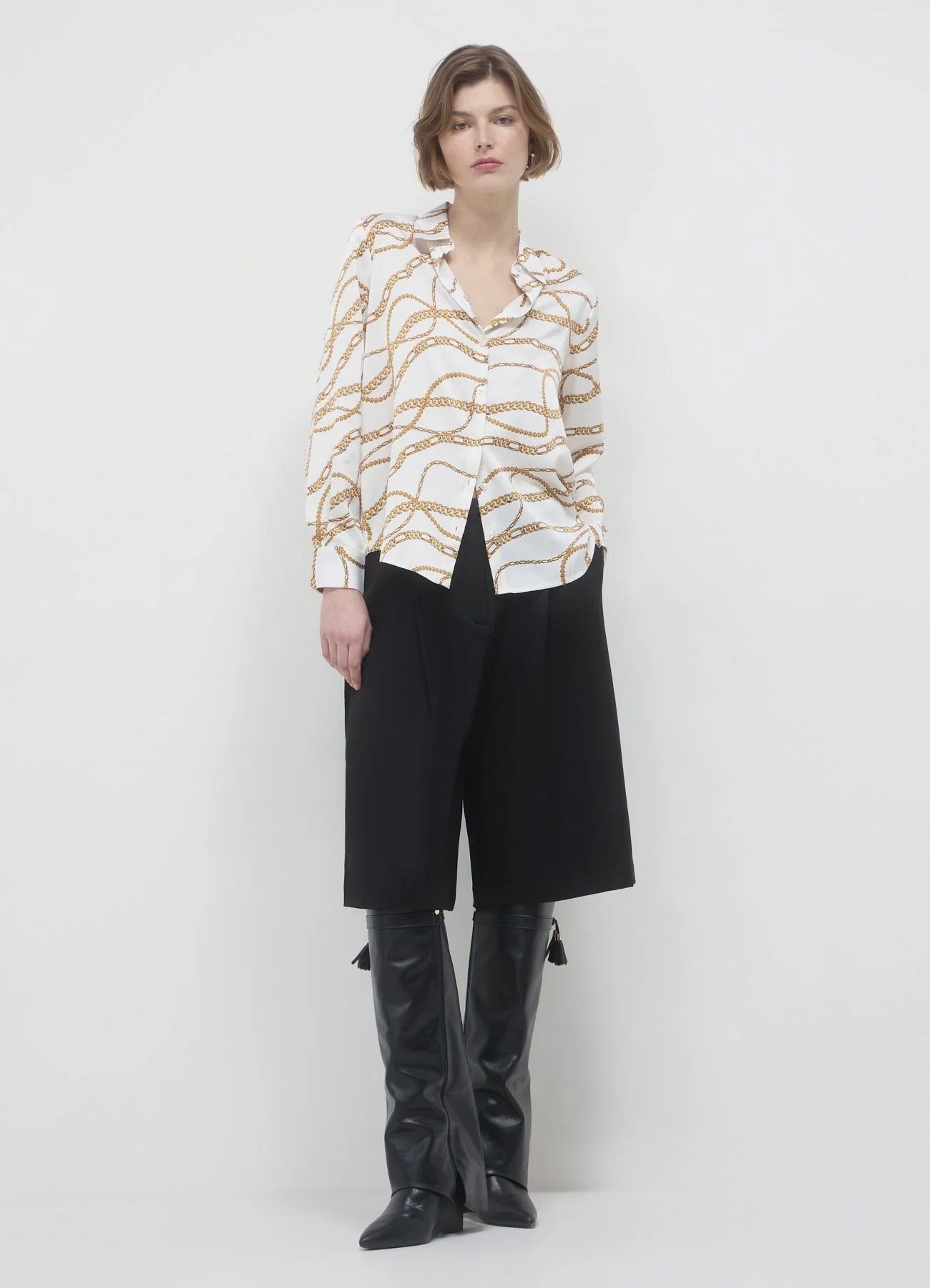 Camicia in simil satin fantasia catena - Image 2