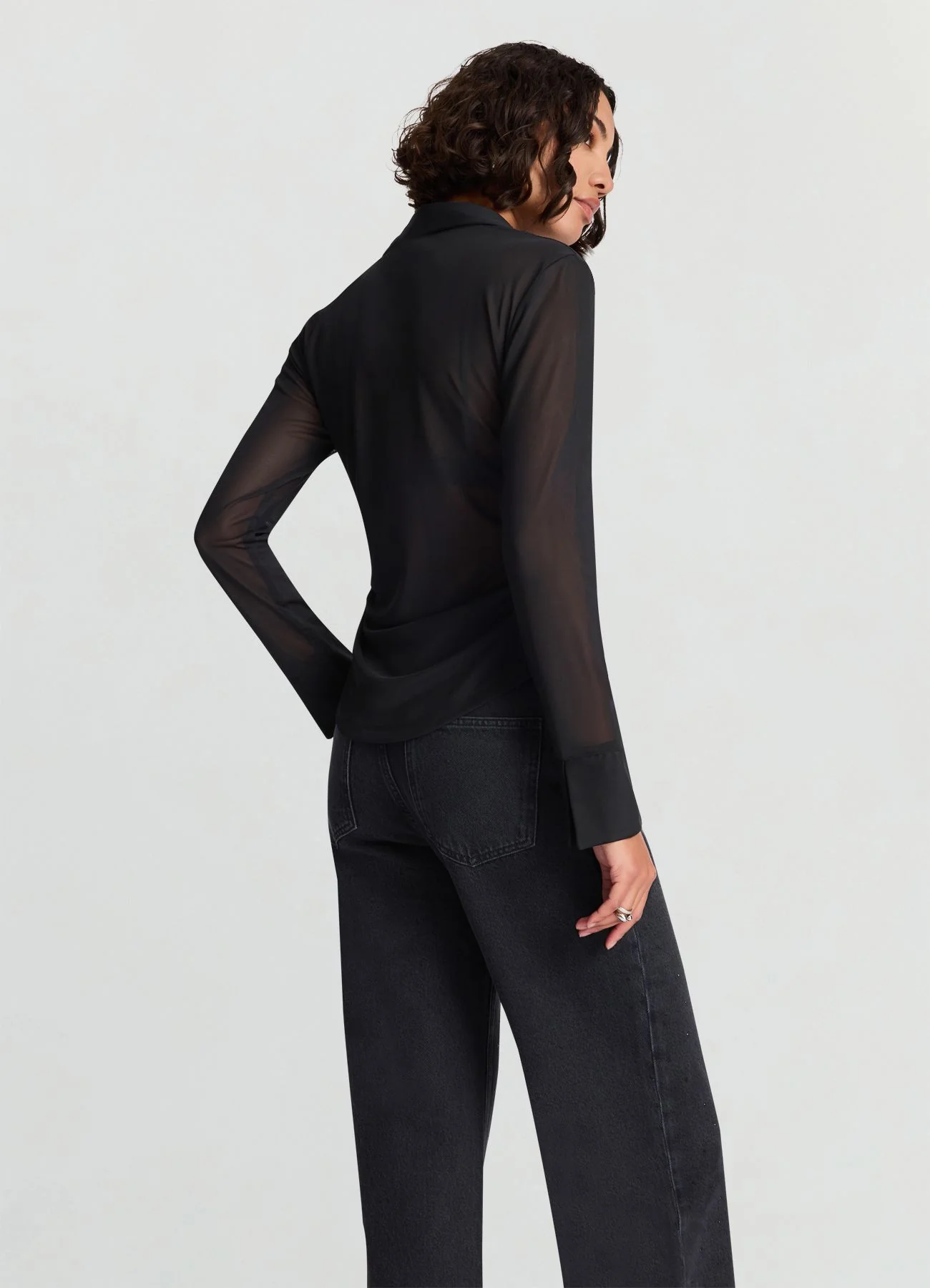 Camicia in tulle con bottoni