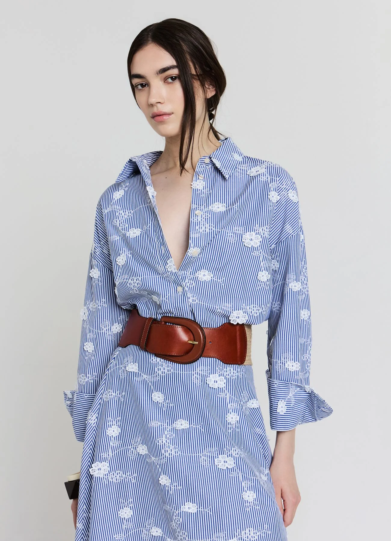 Camicia lunga con ricami - Image 3