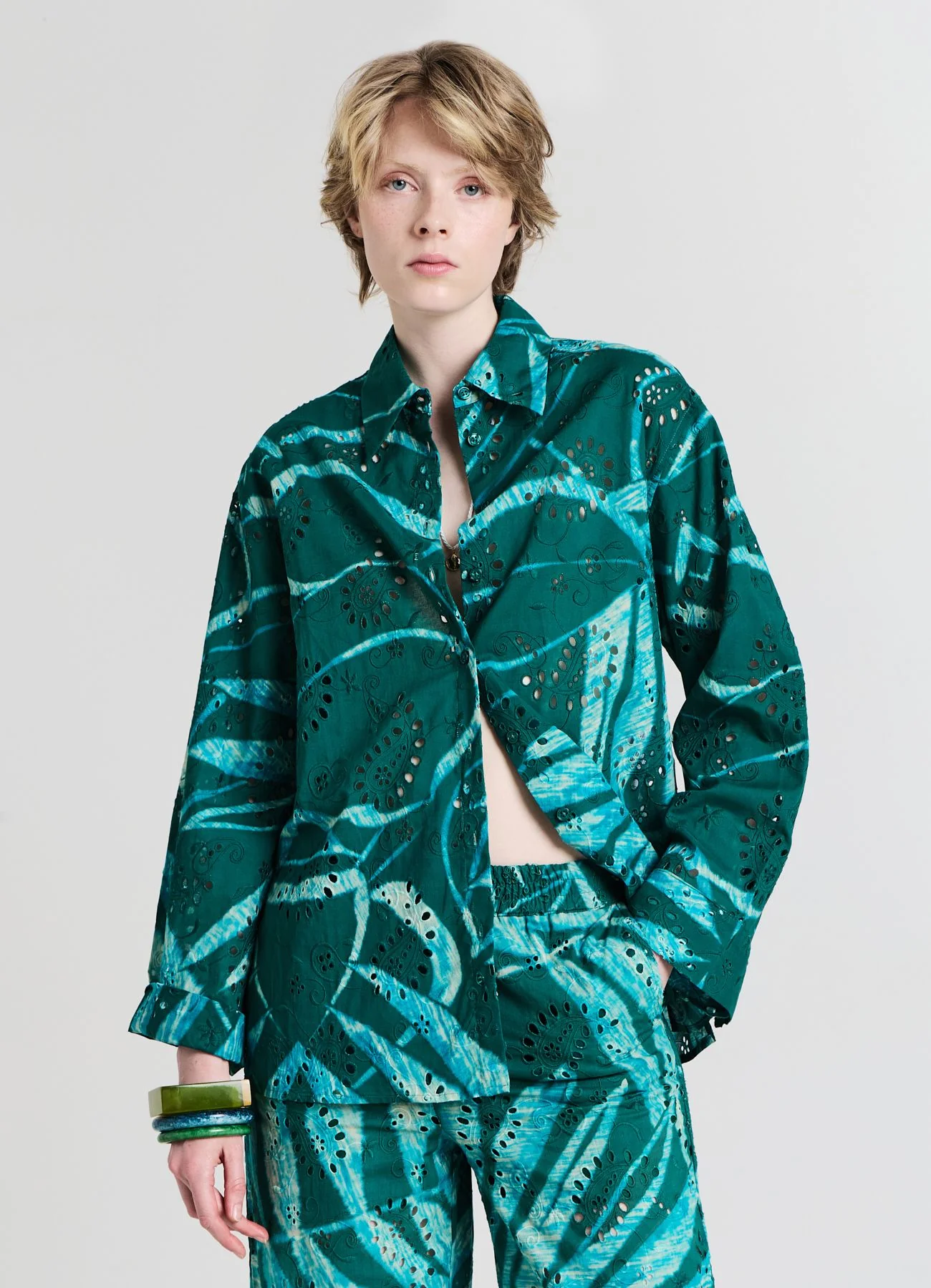 Camicia oversize sangallo fantasia