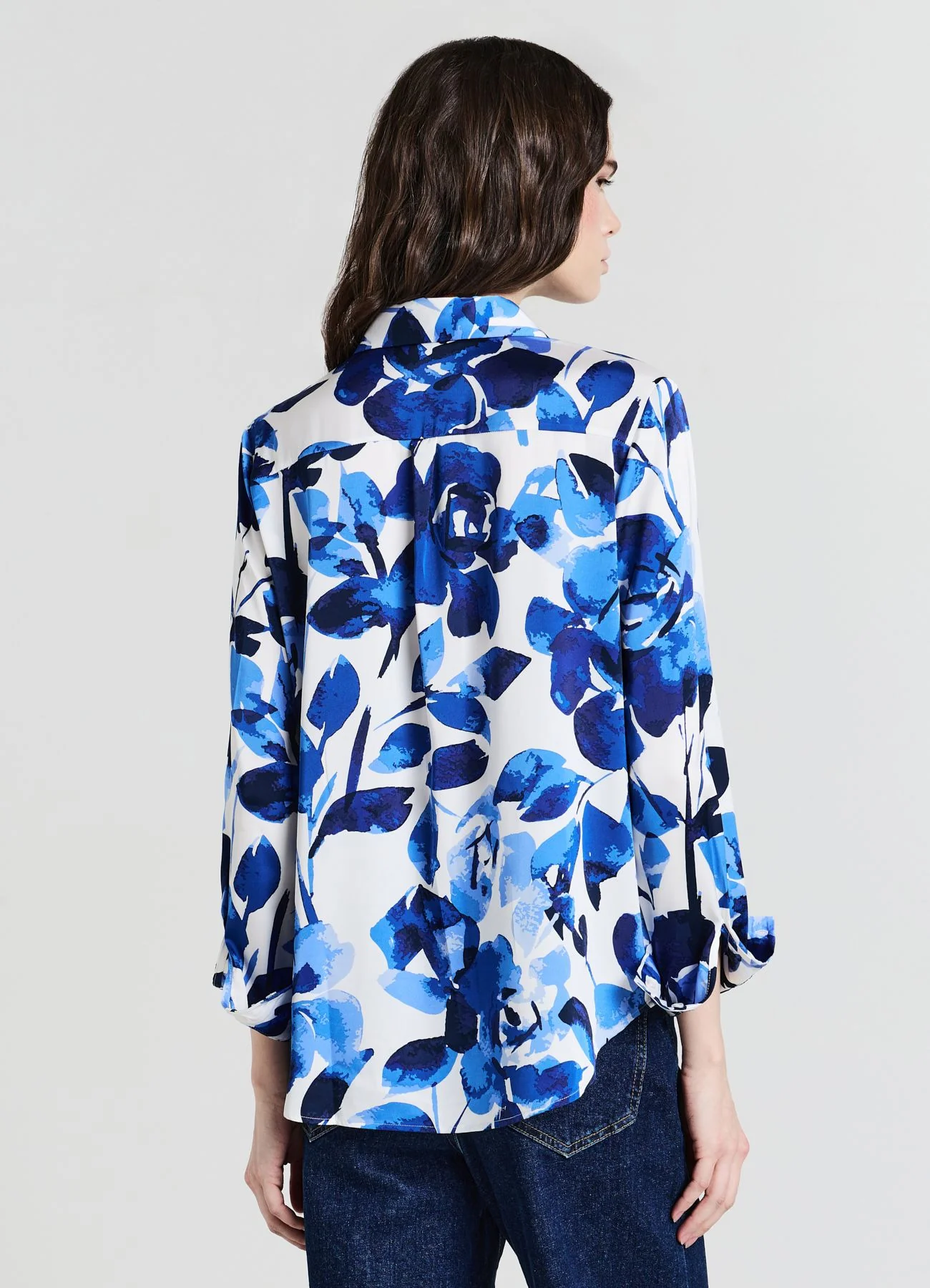 Camicia simil satin a fiori