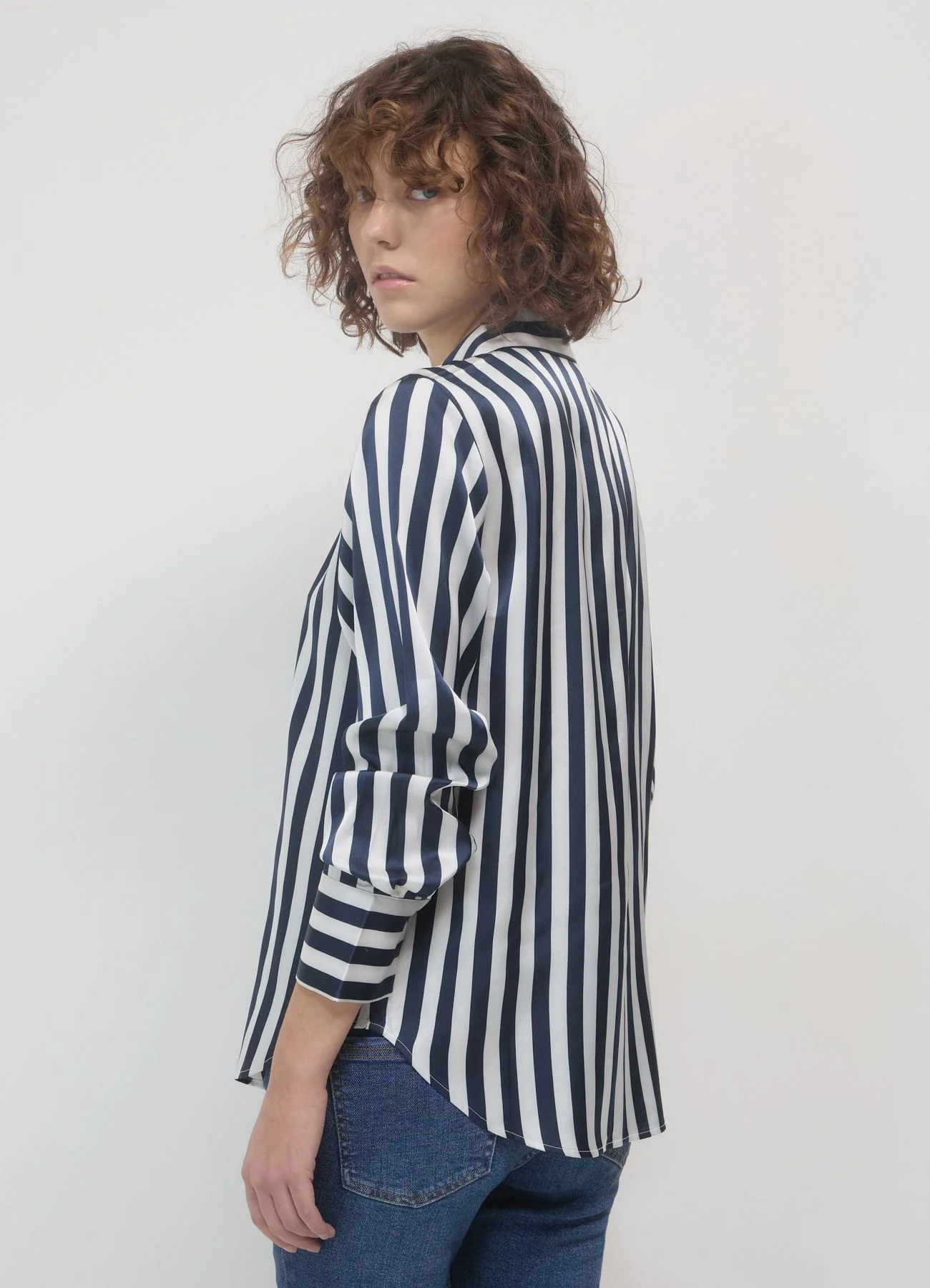 Camicia simil satin a righe