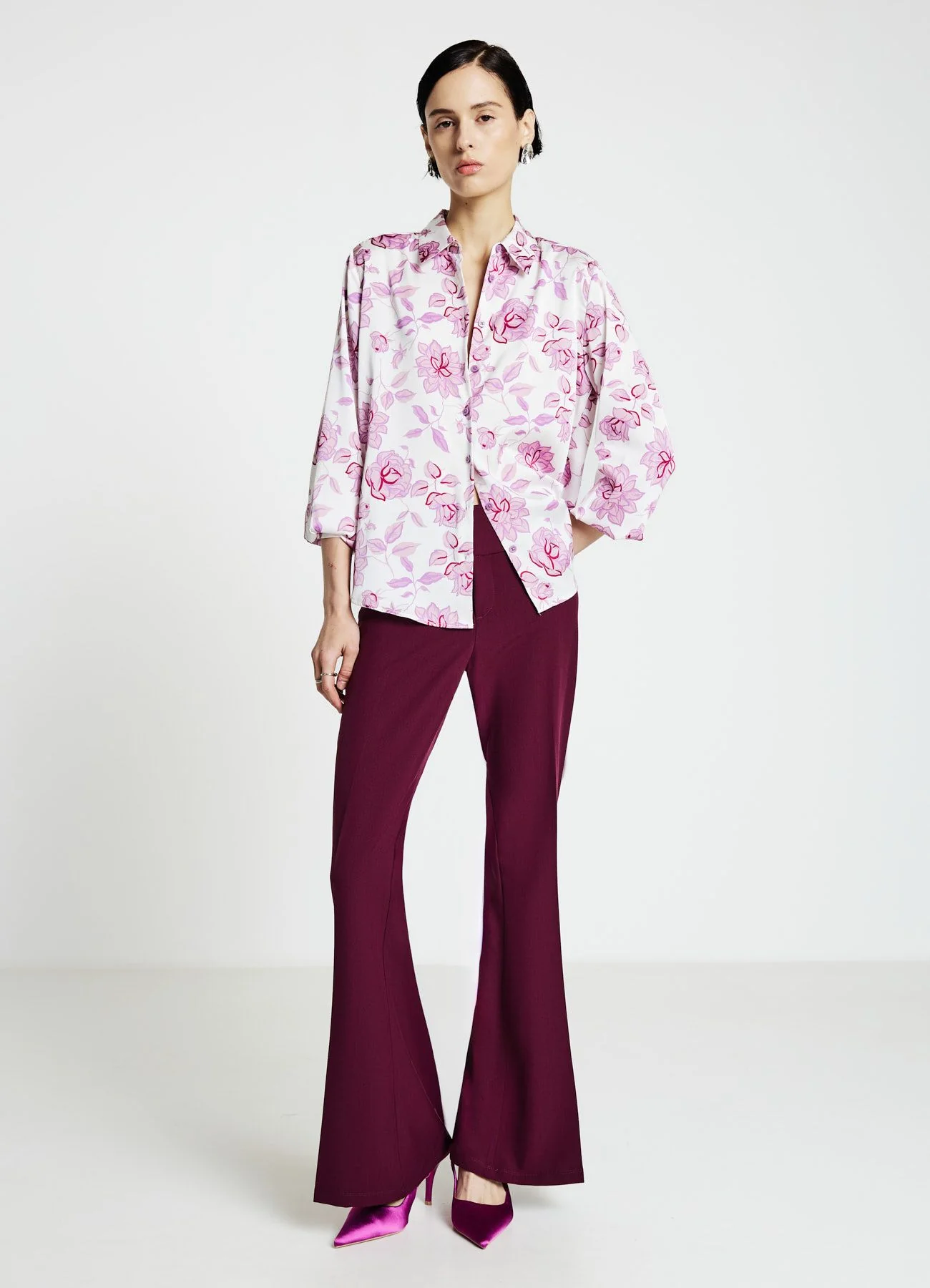 Camicia simil satin con stampa fiori