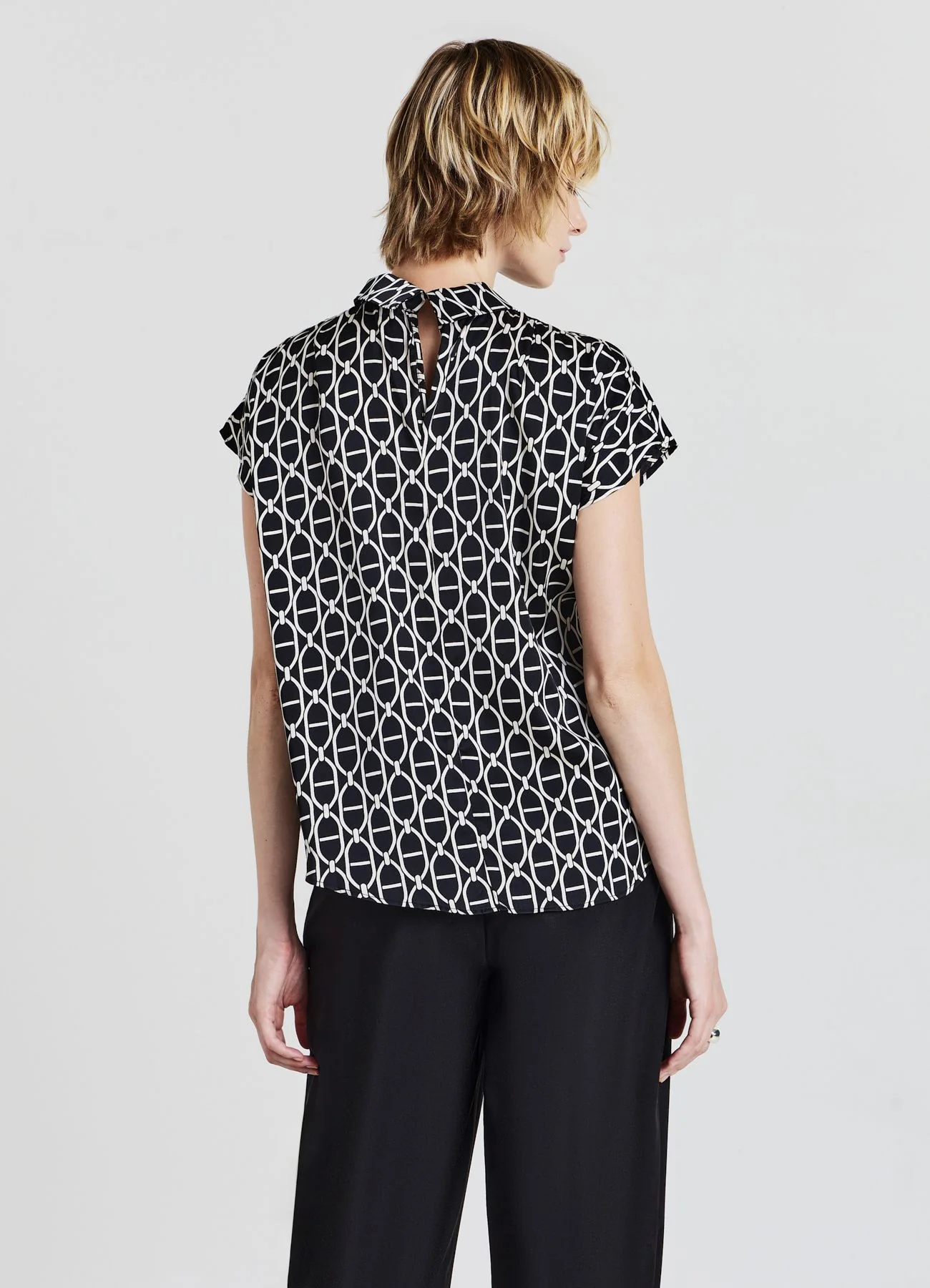 Camicia smanicata coreana fantasia - Image 2