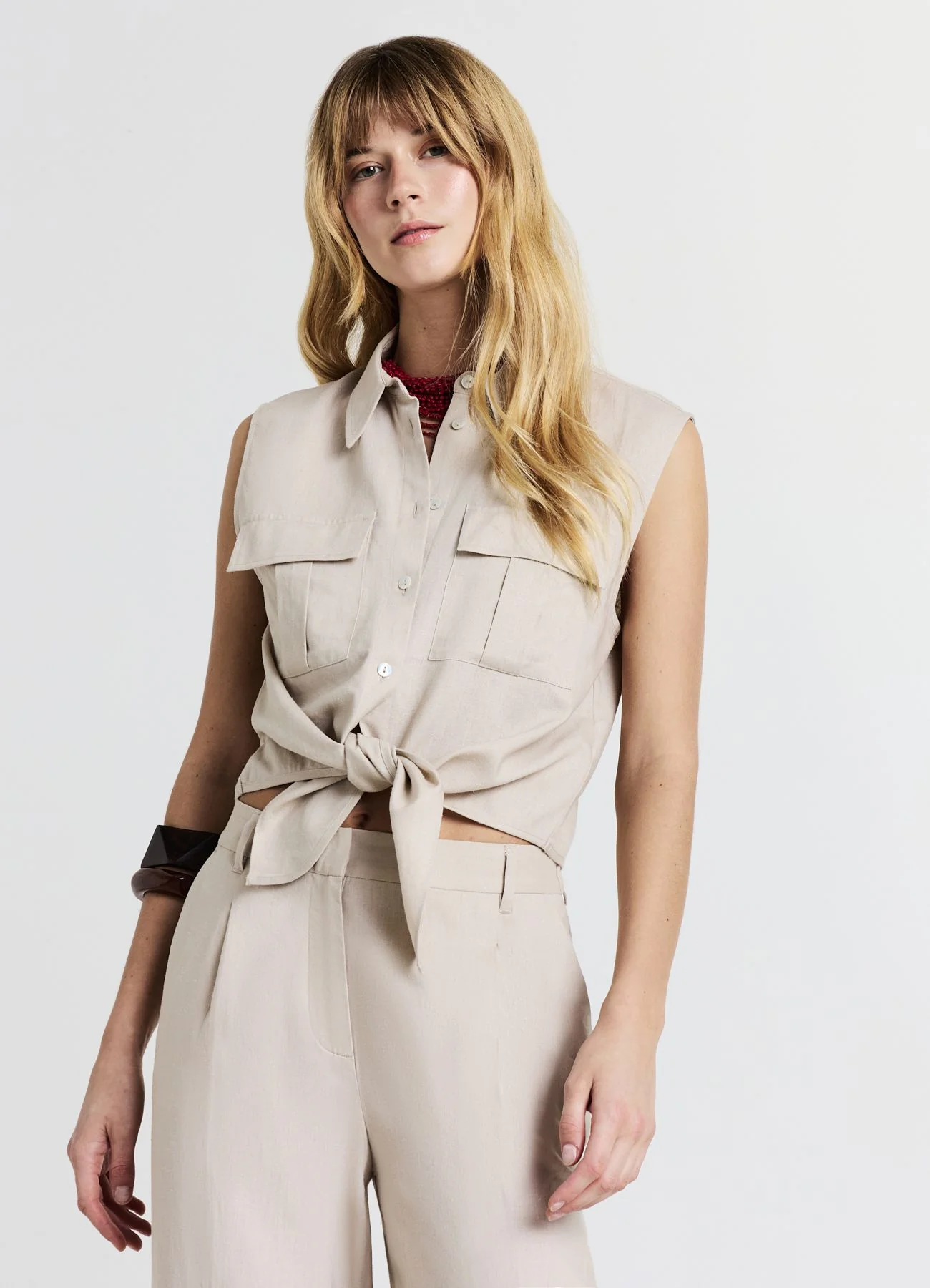 Camicia smanicata misto lino con nodo - Image 2