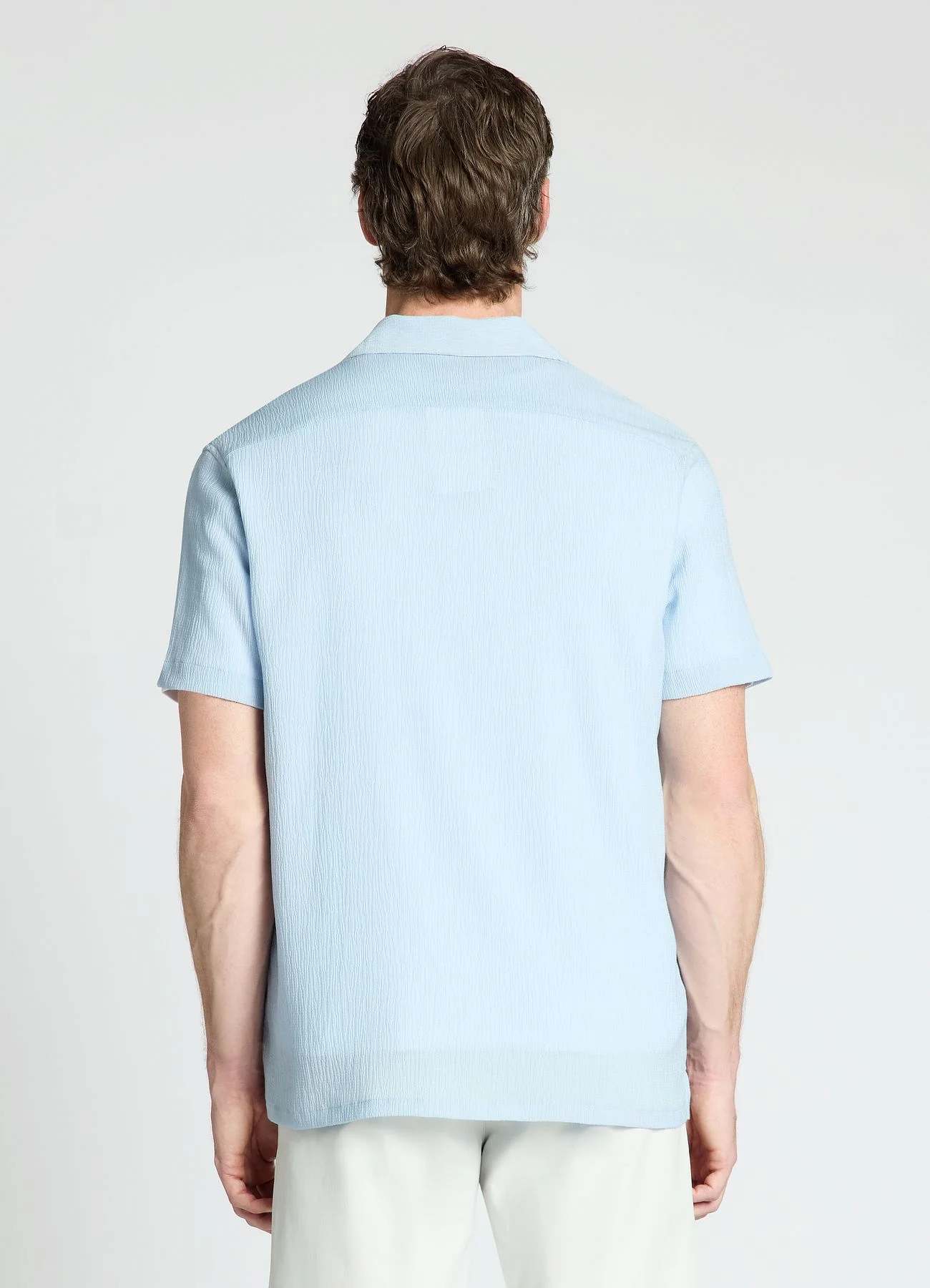 Camicia tinta unita con colletto bowling - Image 2