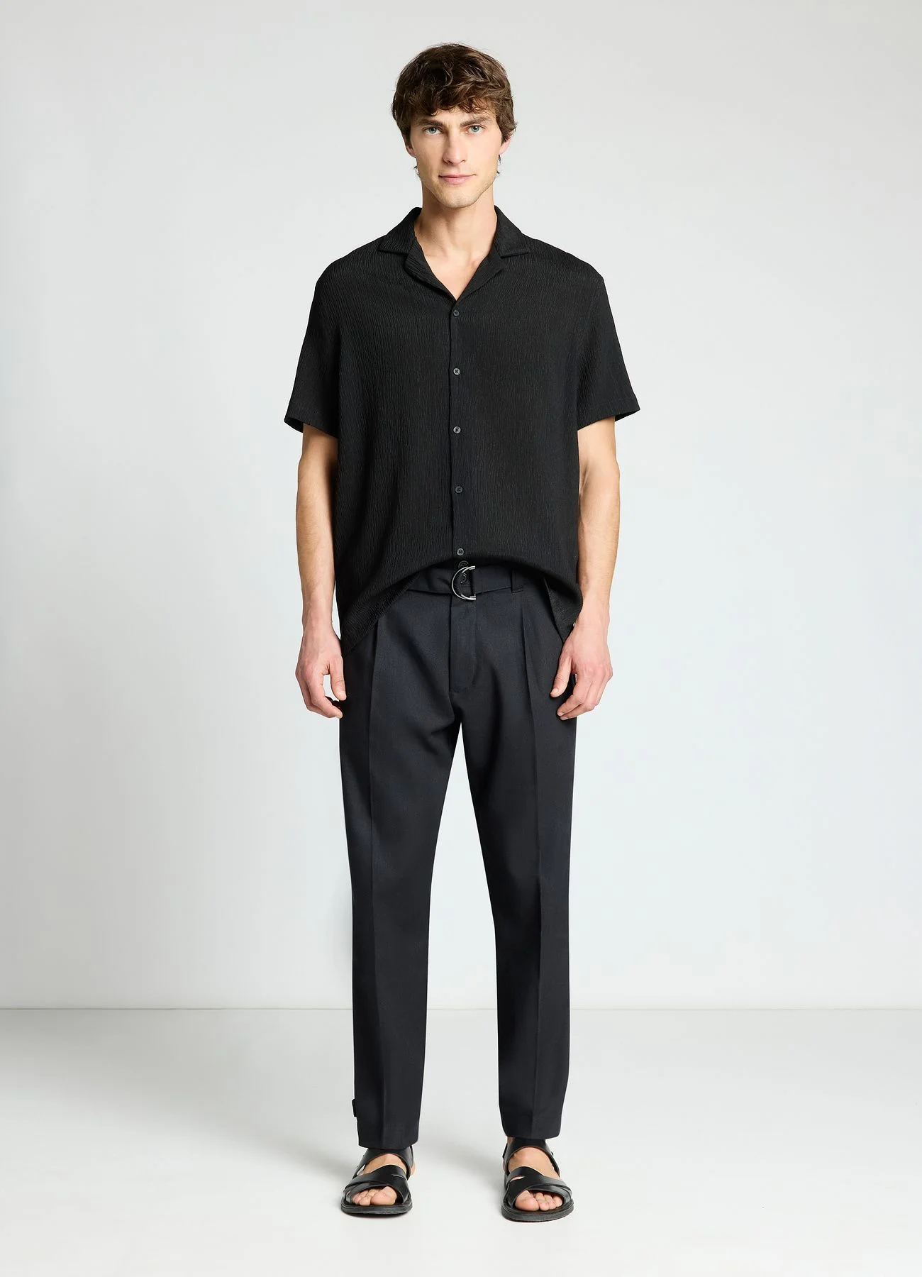 Camicia tinta unita con colletto bowling - Image 2