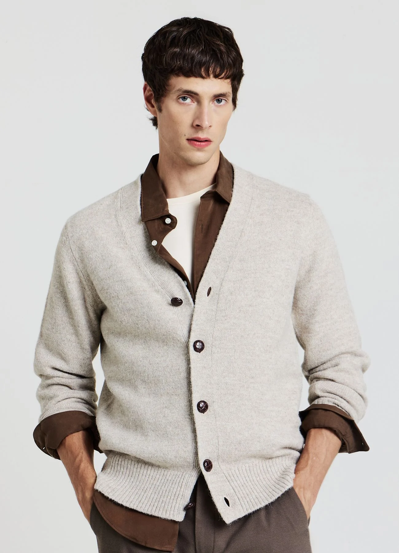 Cardigan con bottoni e scollo a V - Image 7