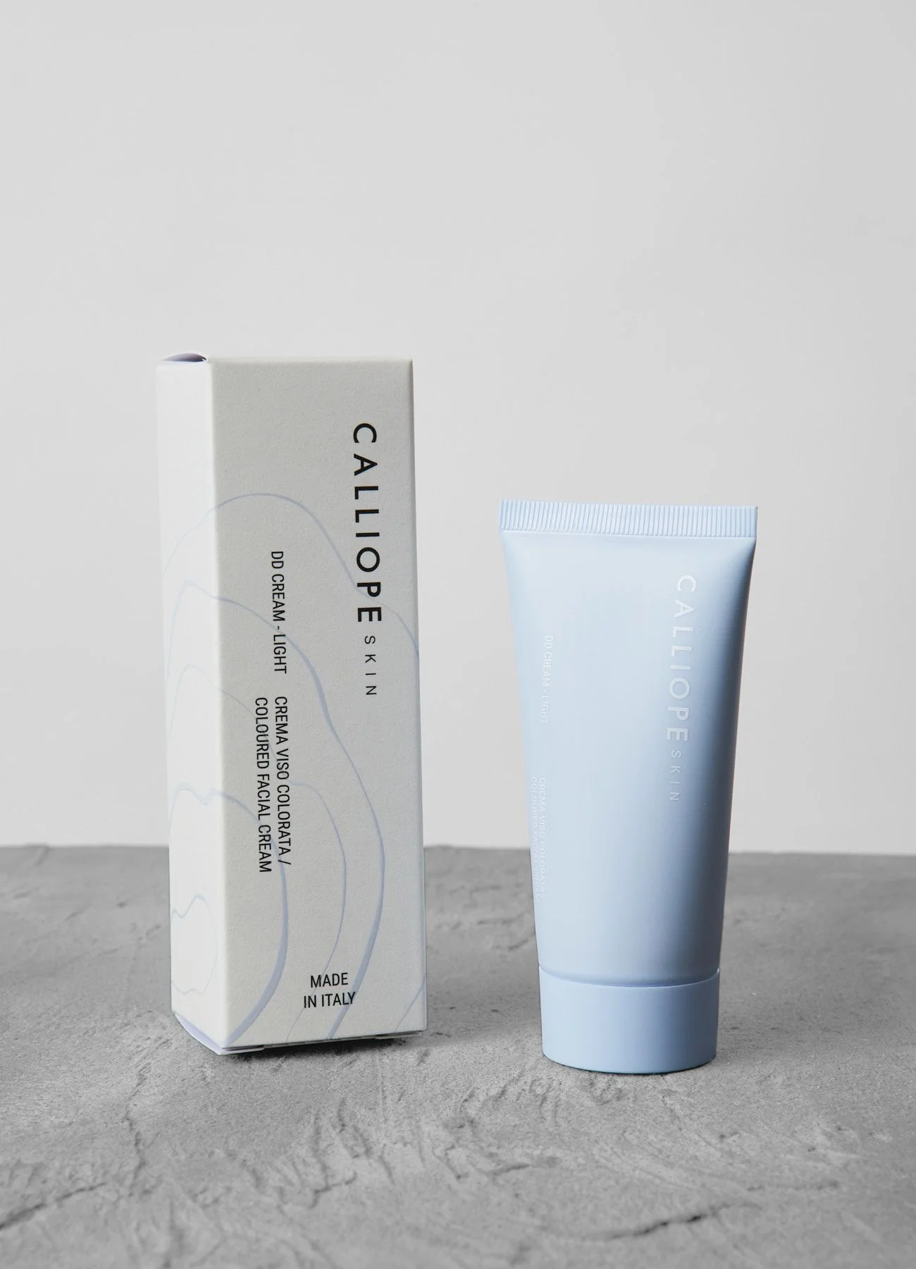 DD Cream  - Light 50ml - Image 4