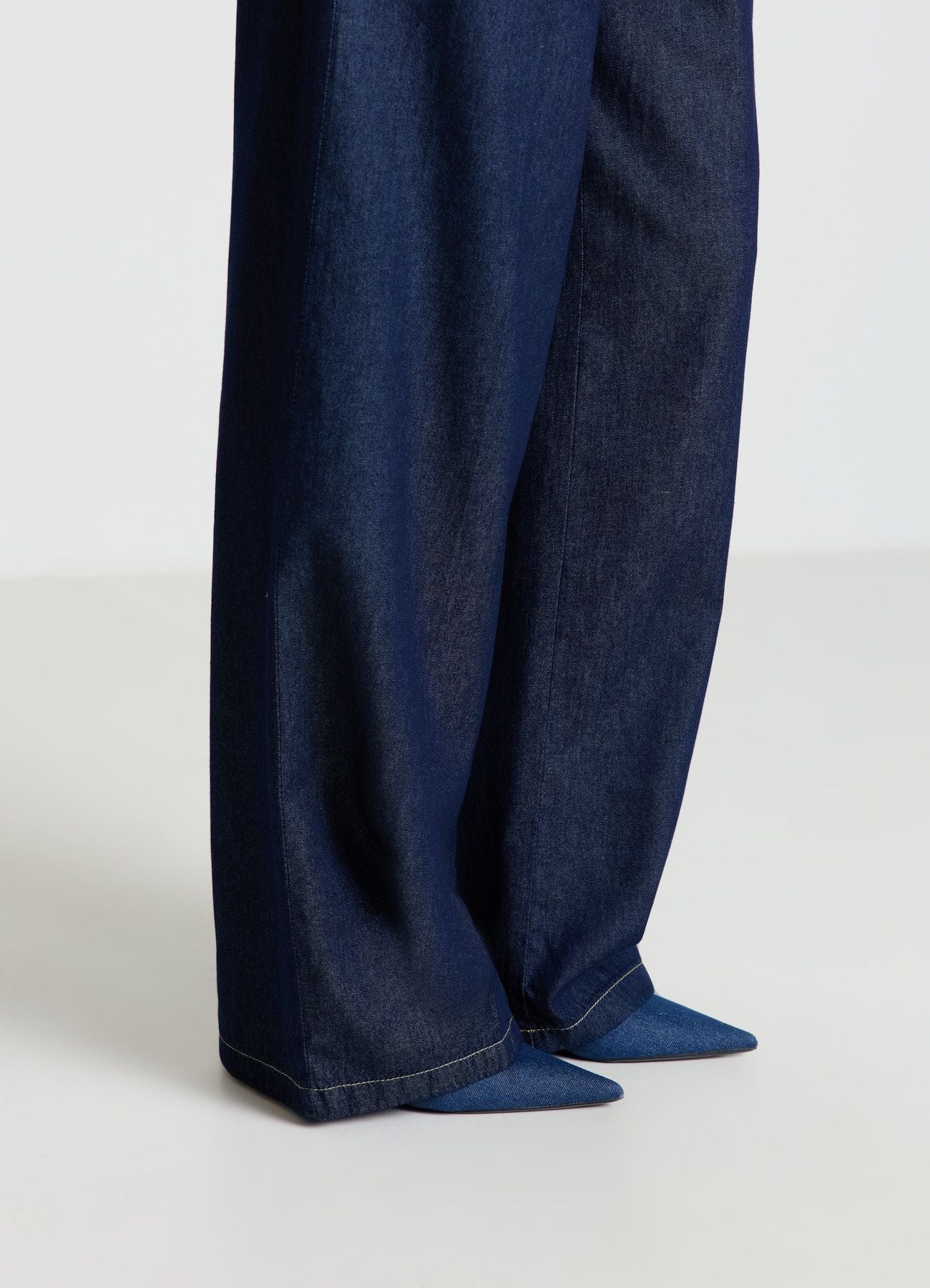 Décolleté slingback in canvas - Image 2