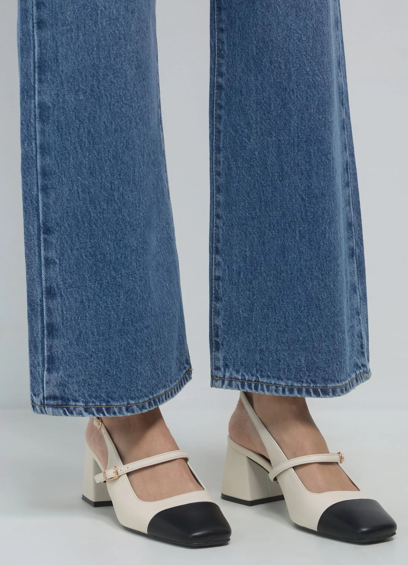 Décolleté slingback punta a contrasto - Image 3