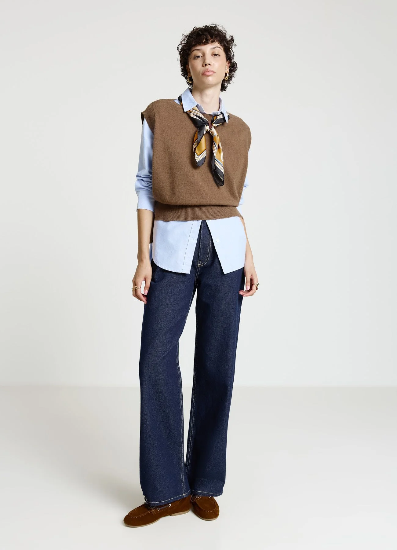 Gilet con bottoni laterali - Image 3