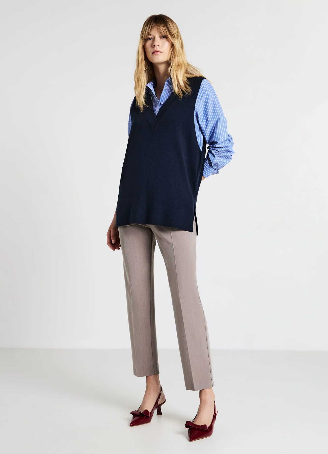 Gilet con scollo a V - Image 3